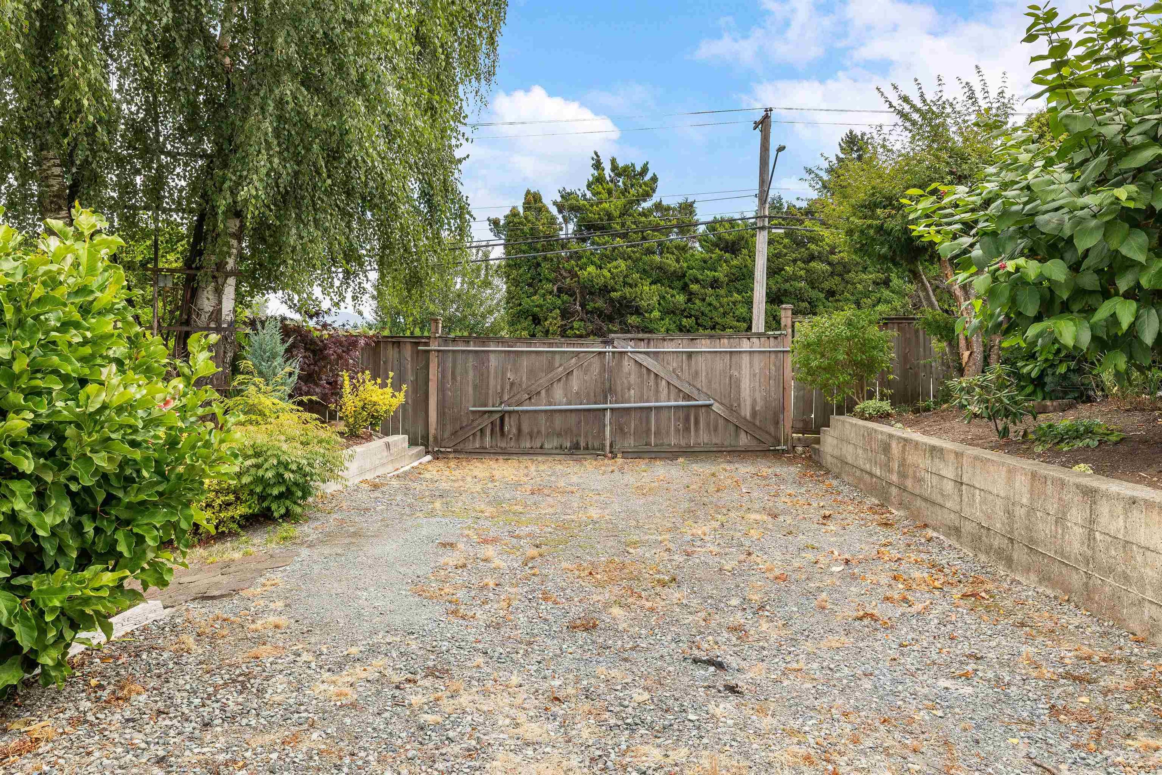 32788 CHILCOTIN DRIVE - Image 35