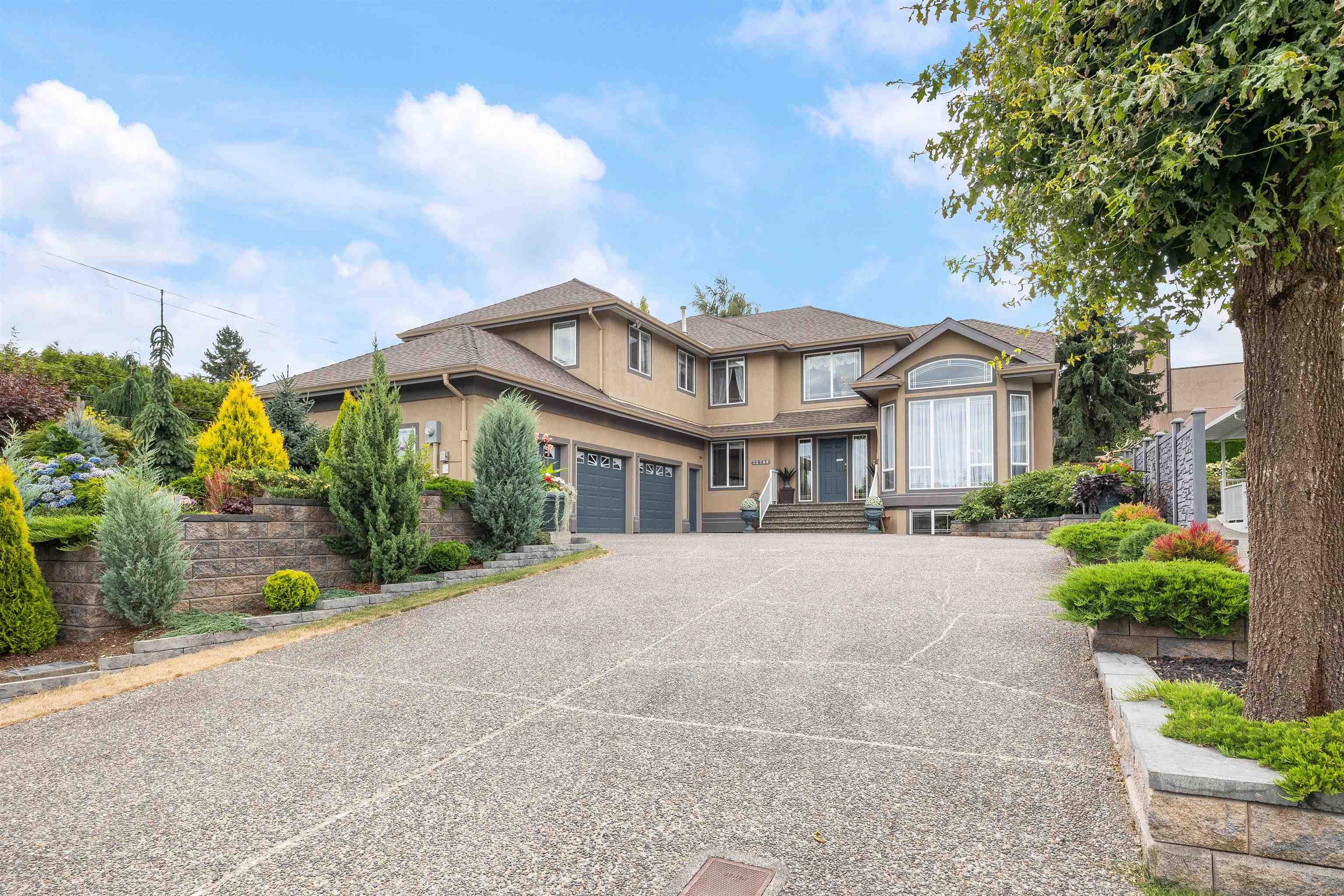 32788 CHILCOTIN DRIVE - Image 4
