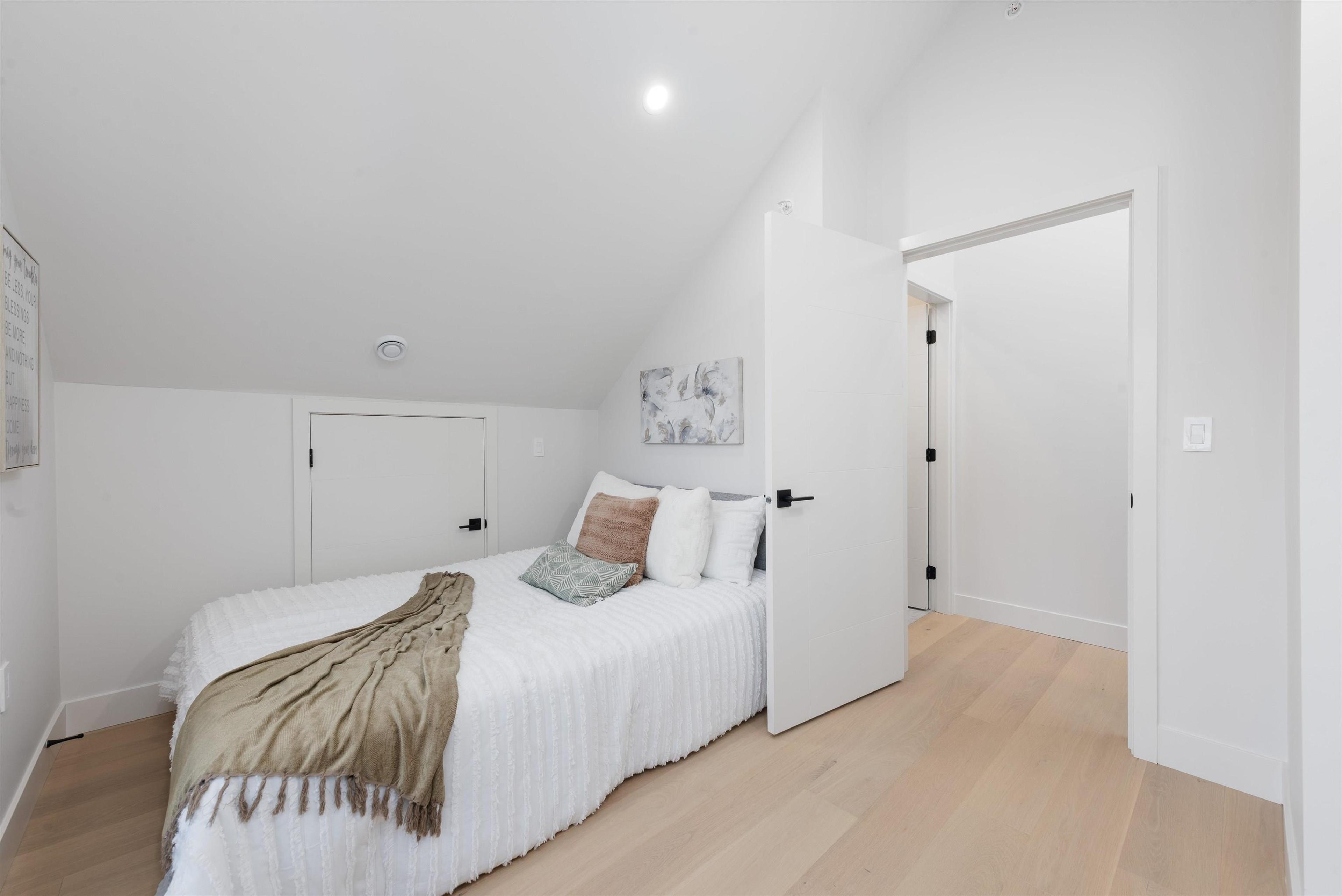 3349 KASLO STREET - Image 14