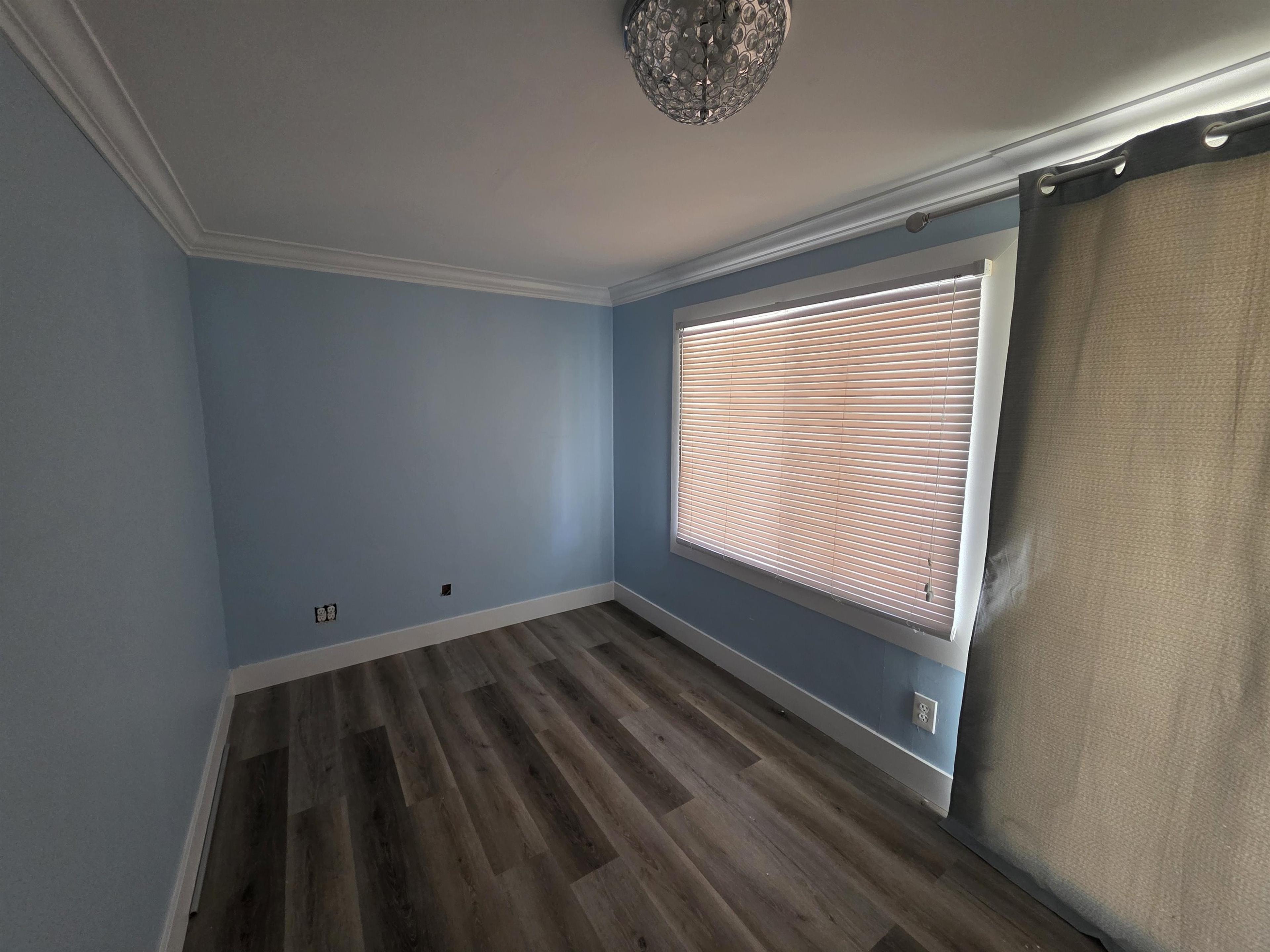 10381 MAIN STREET - Image 15
