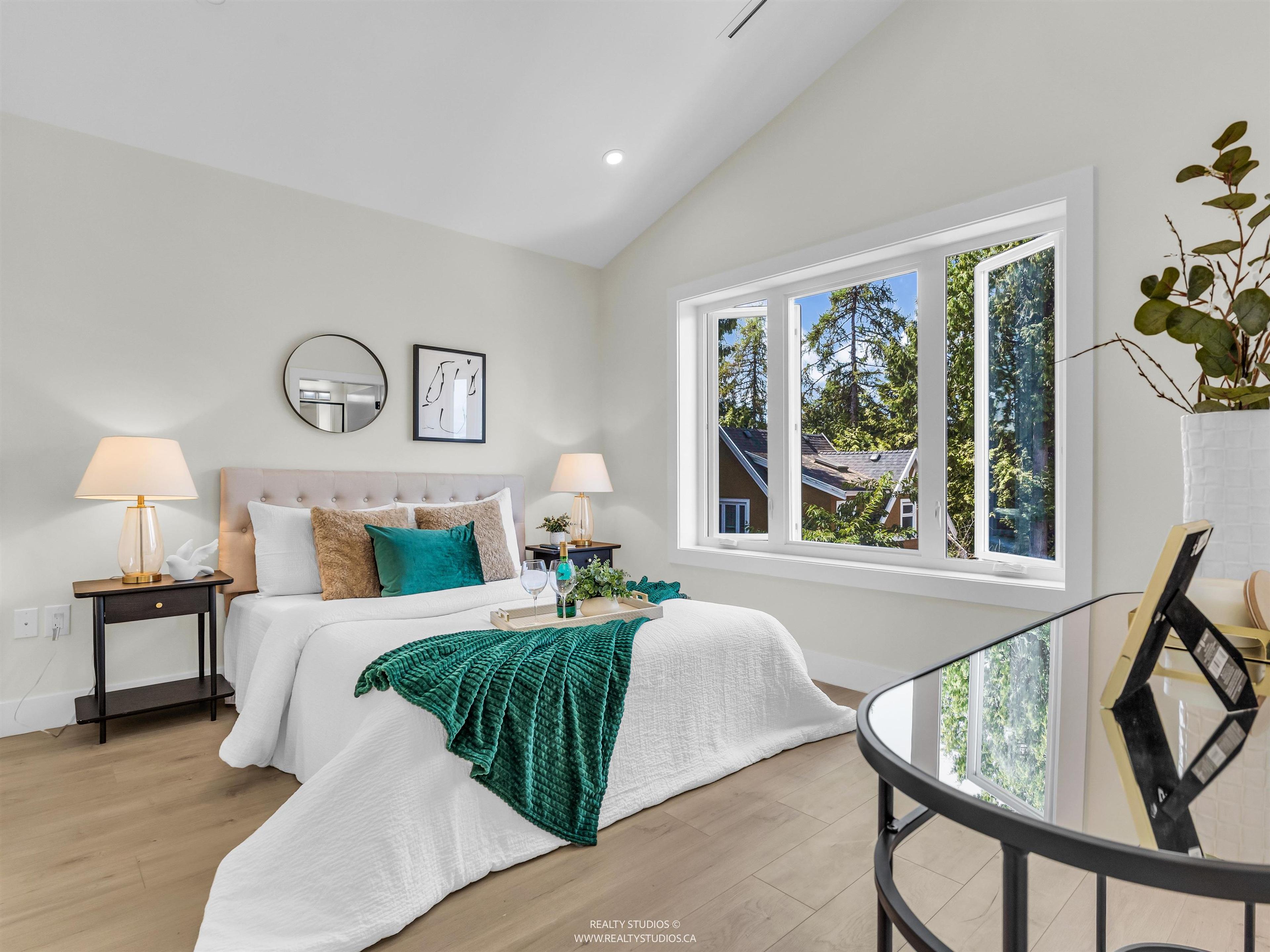 #2 5221 CLARENDON STREET - Image 13