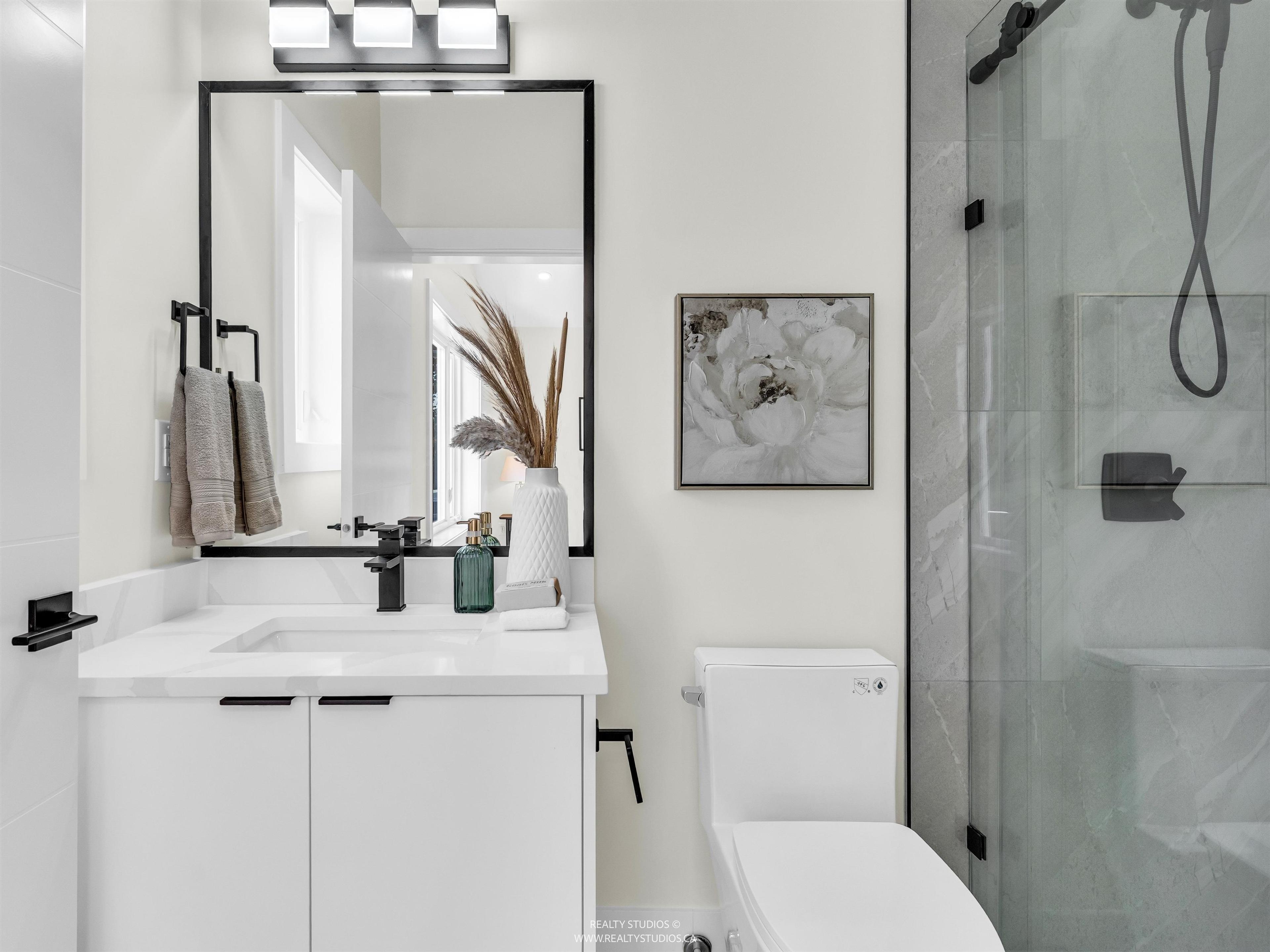 #2 5221 CLARENDON STREET - Image 16