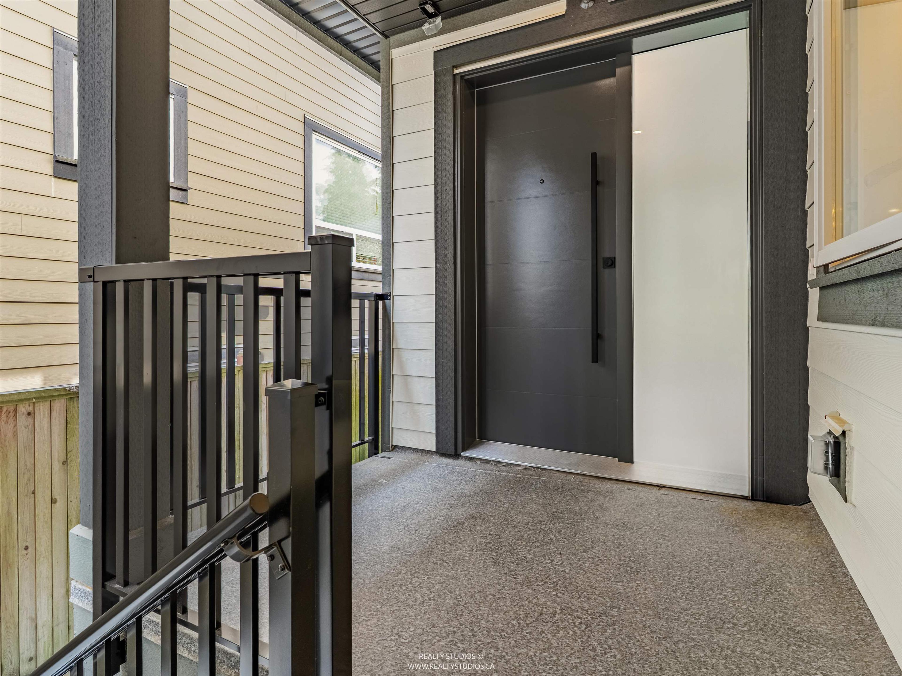 #2 5221 CLARENDON STREET - Image 36