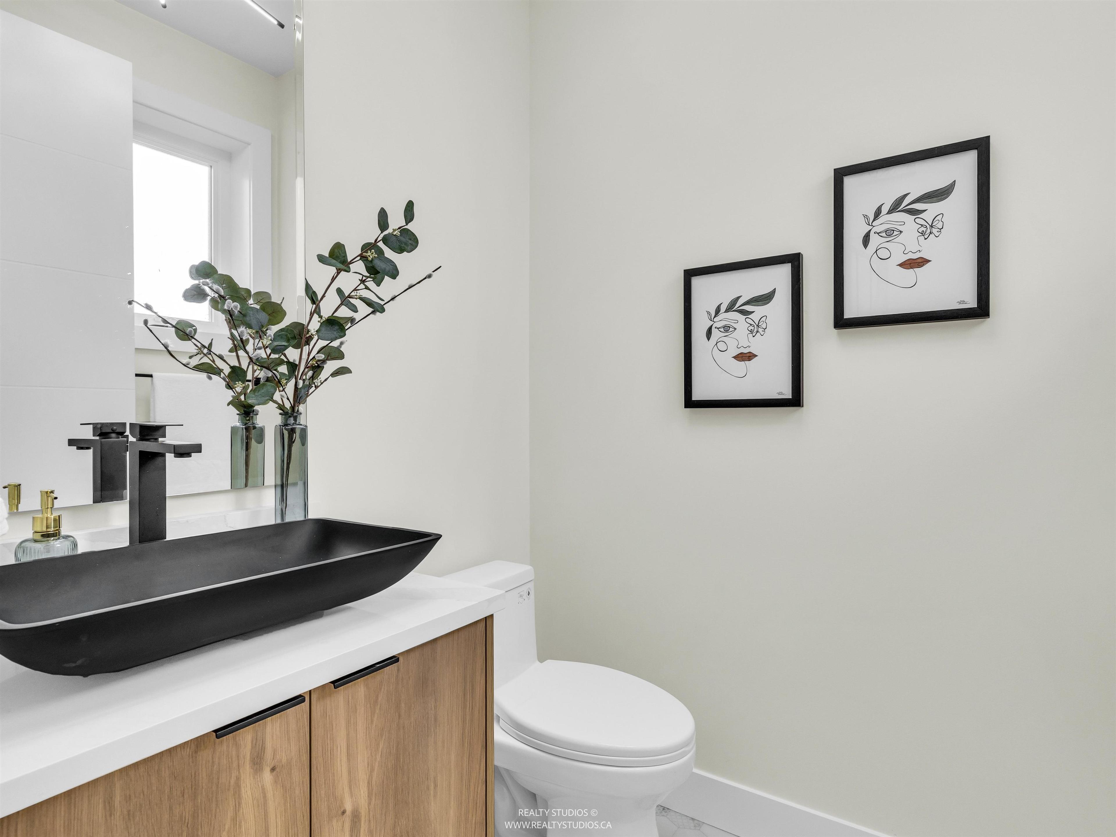 #2 5221 CLARENDON STREET - Image 11