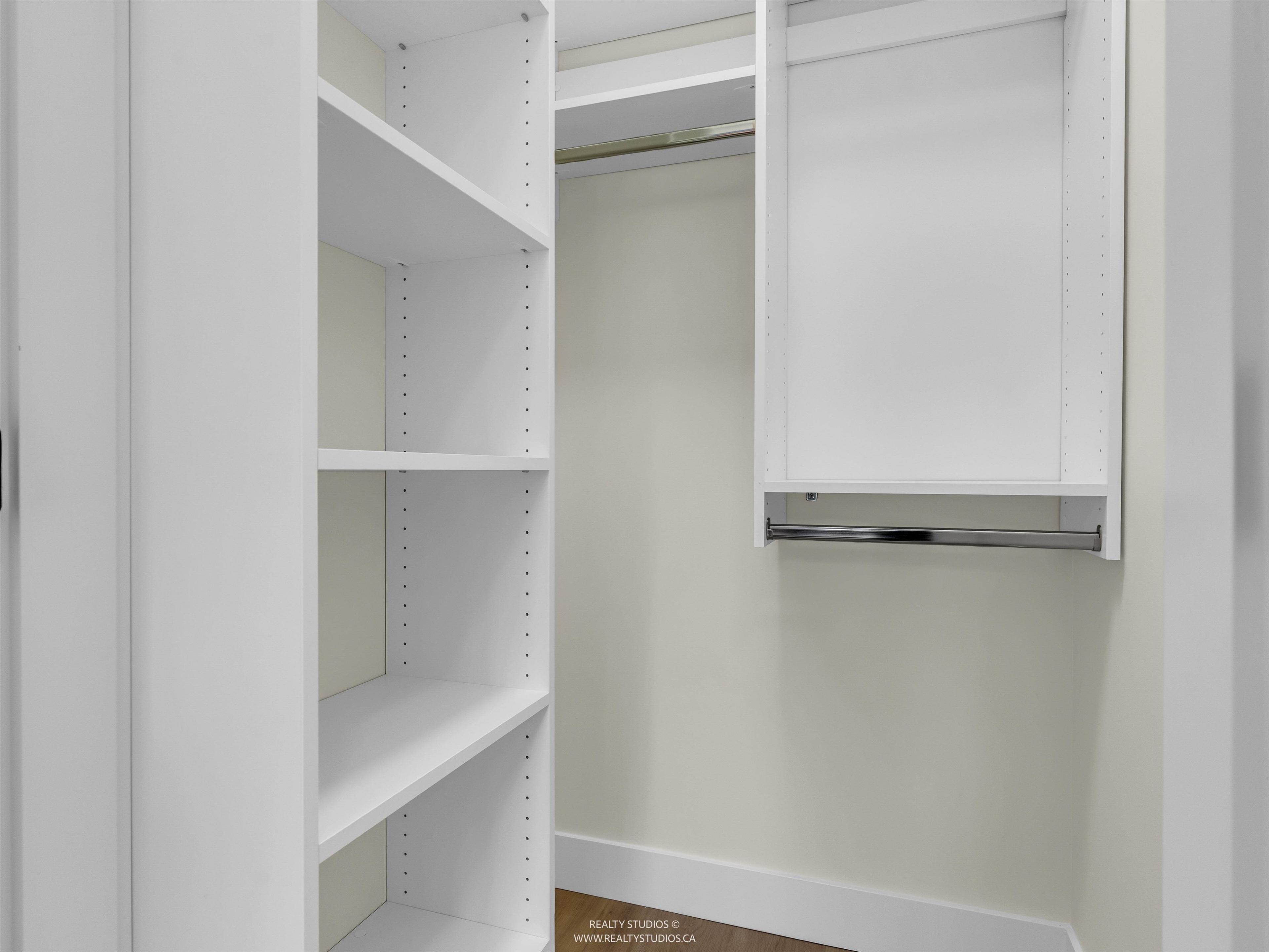 #2 5221 CLARENDON STREET - Image 19