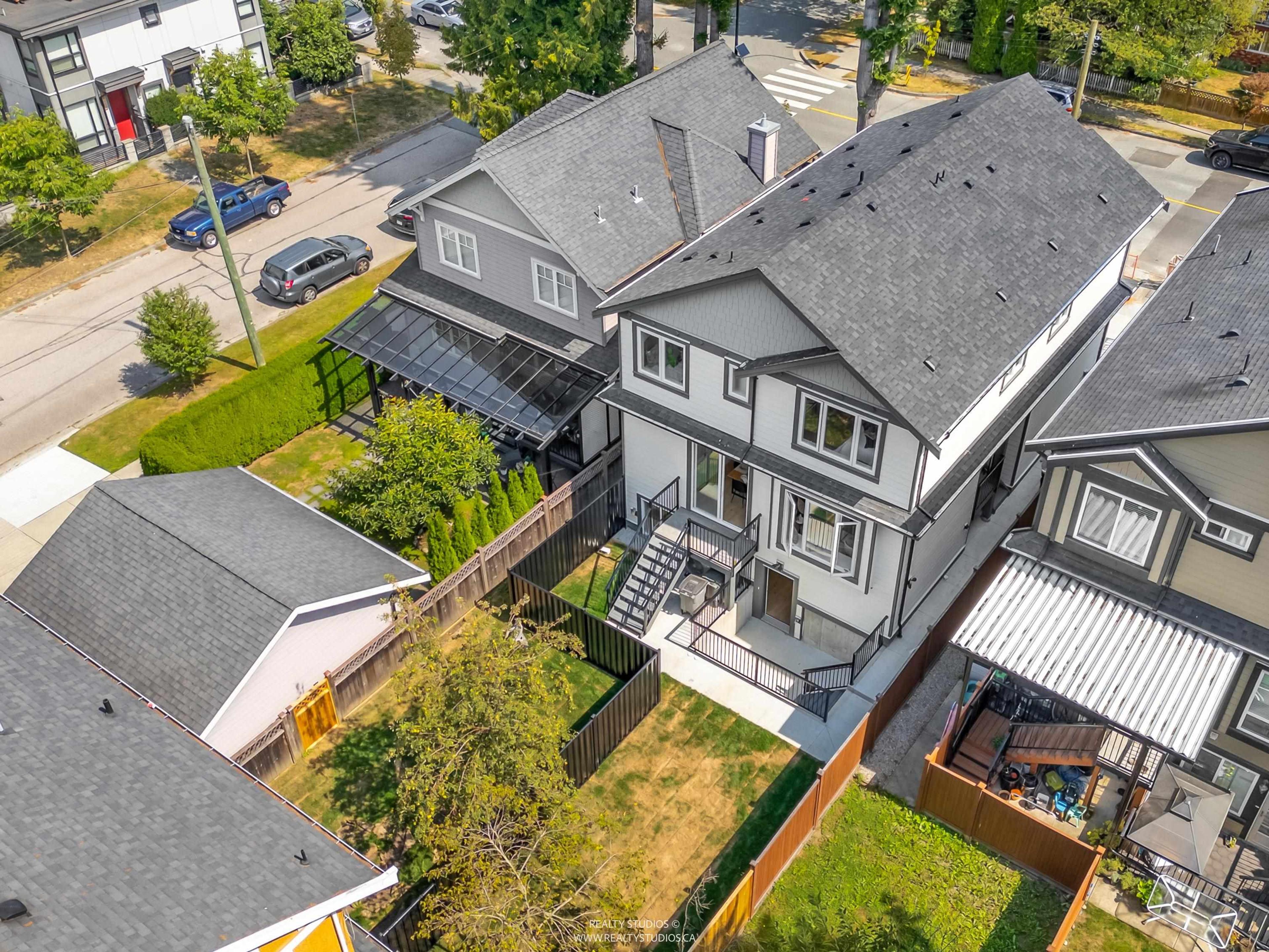 #2 5221 CLARENDON STREET - Image 35