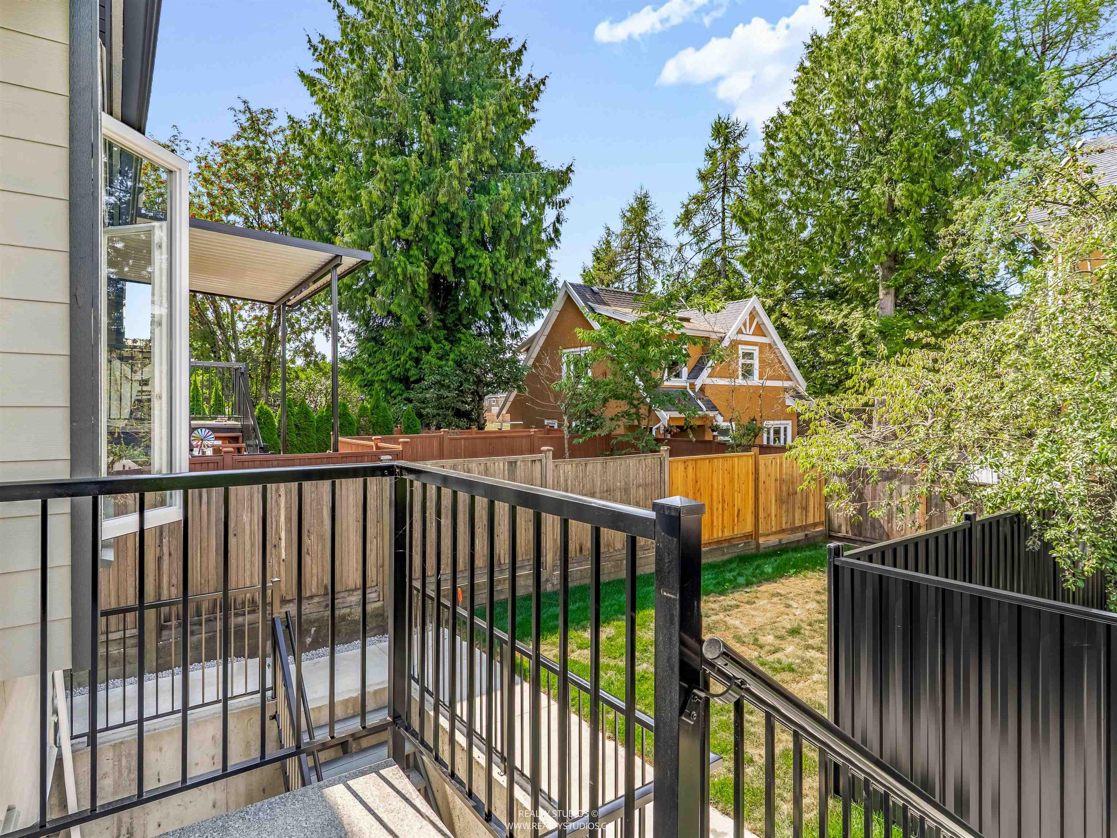 #2 5221 CLARENDON STREET - Image 31