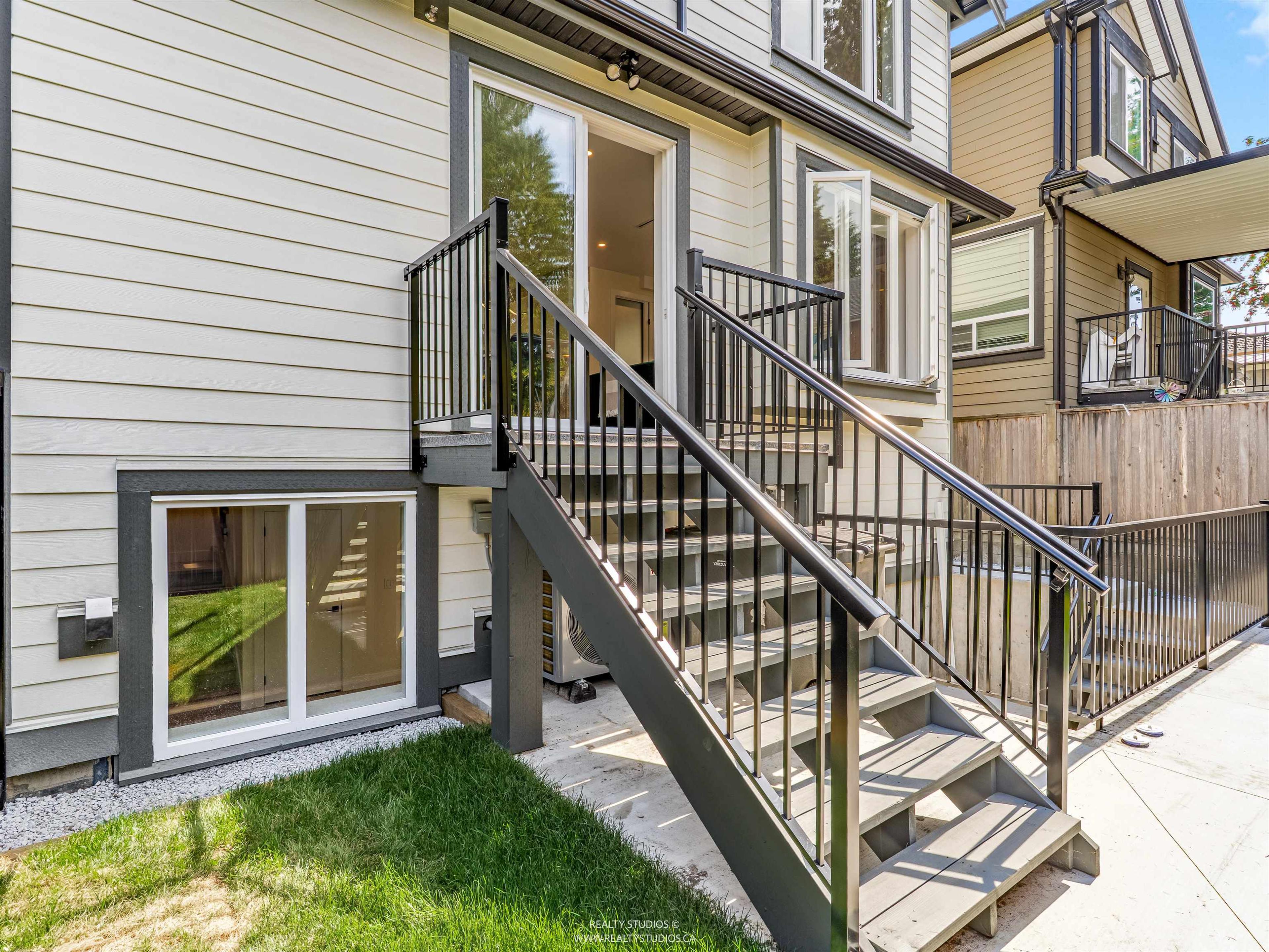 #2 5221 CLARENDON STREET - Image 29