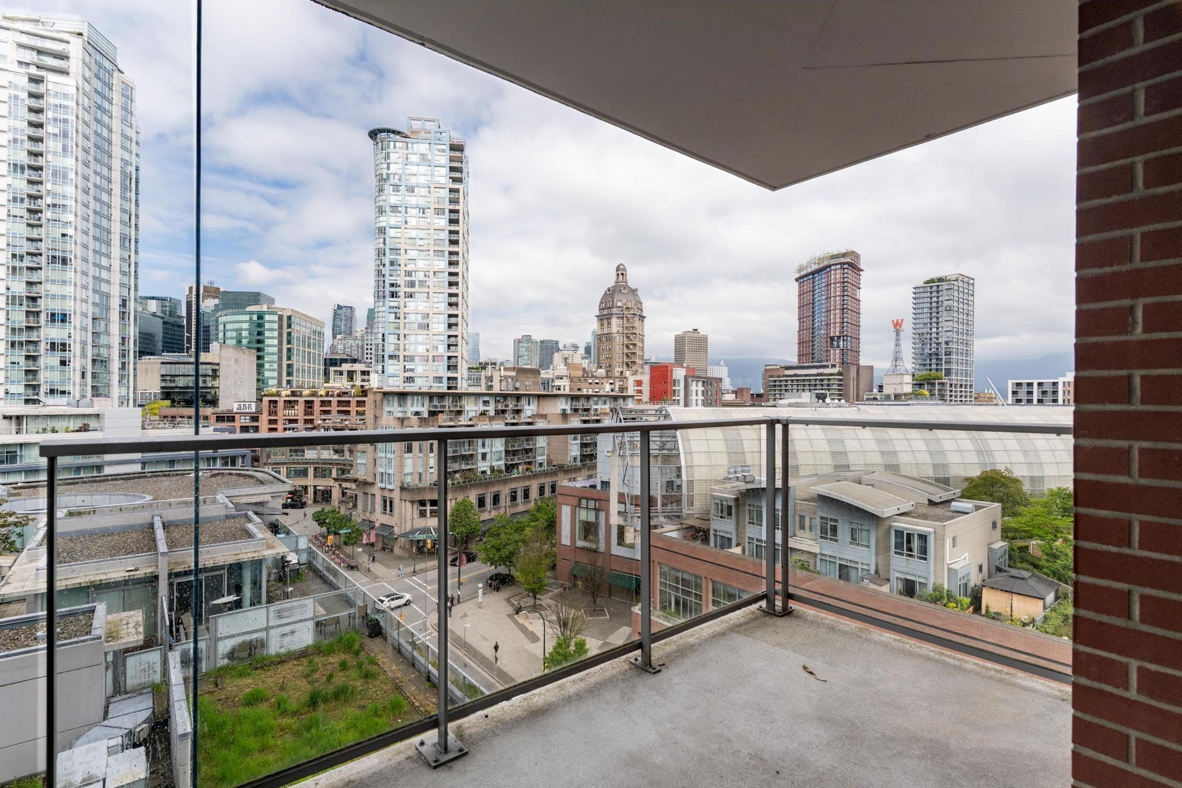 #1106 58 KEEFER PLACE - Image 23