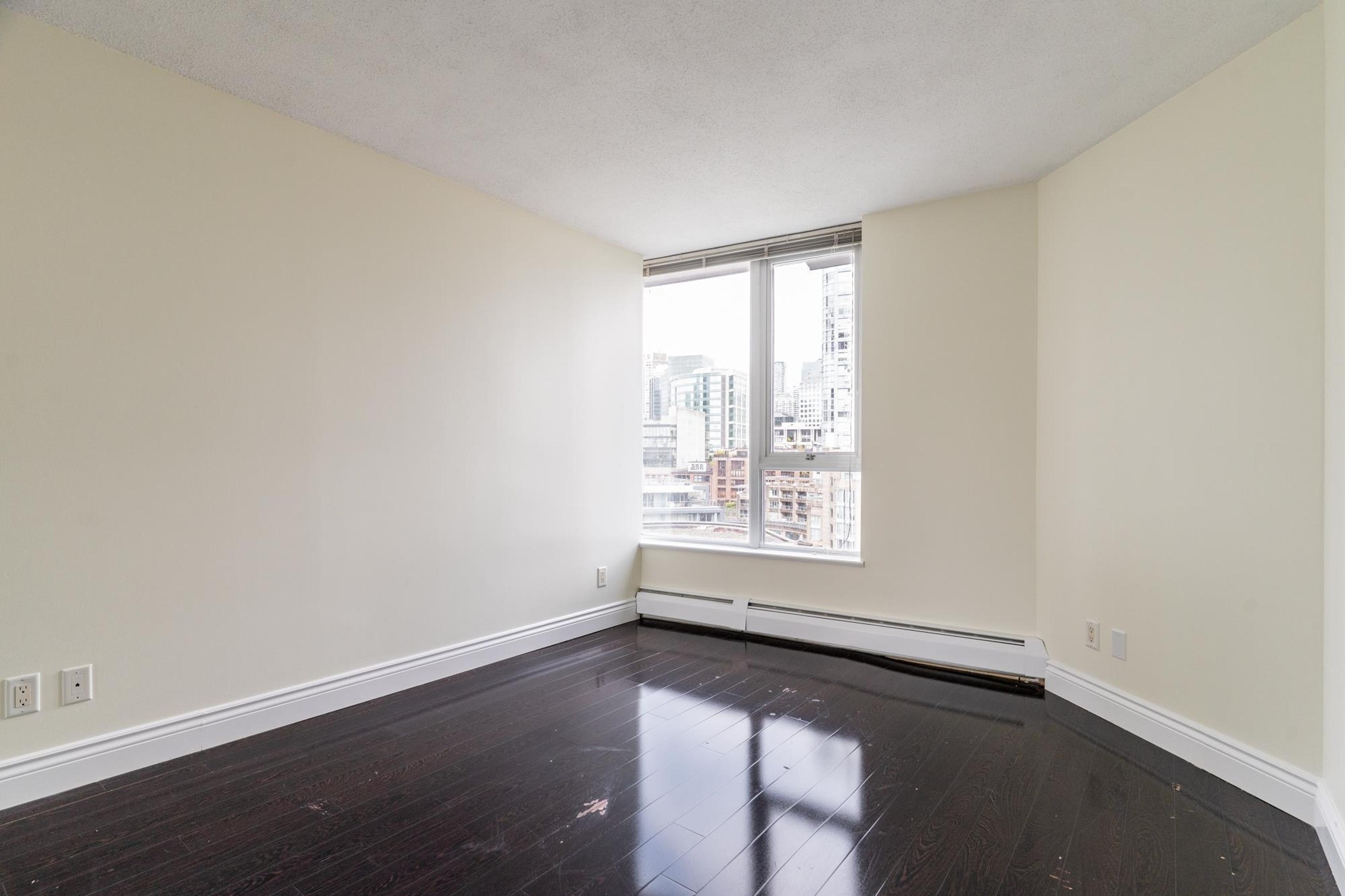 #1106 58 KEEFER PLACE - Image 16