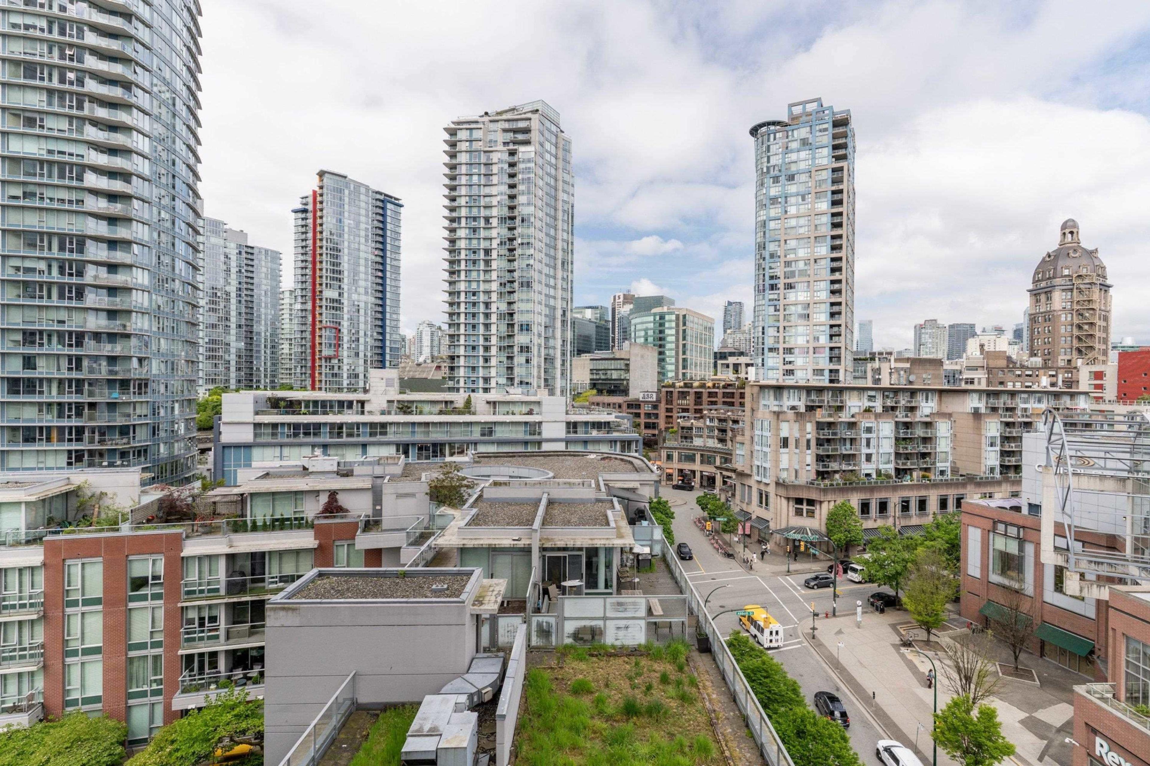 #1106 58 KEEFER PLACE - Image 26