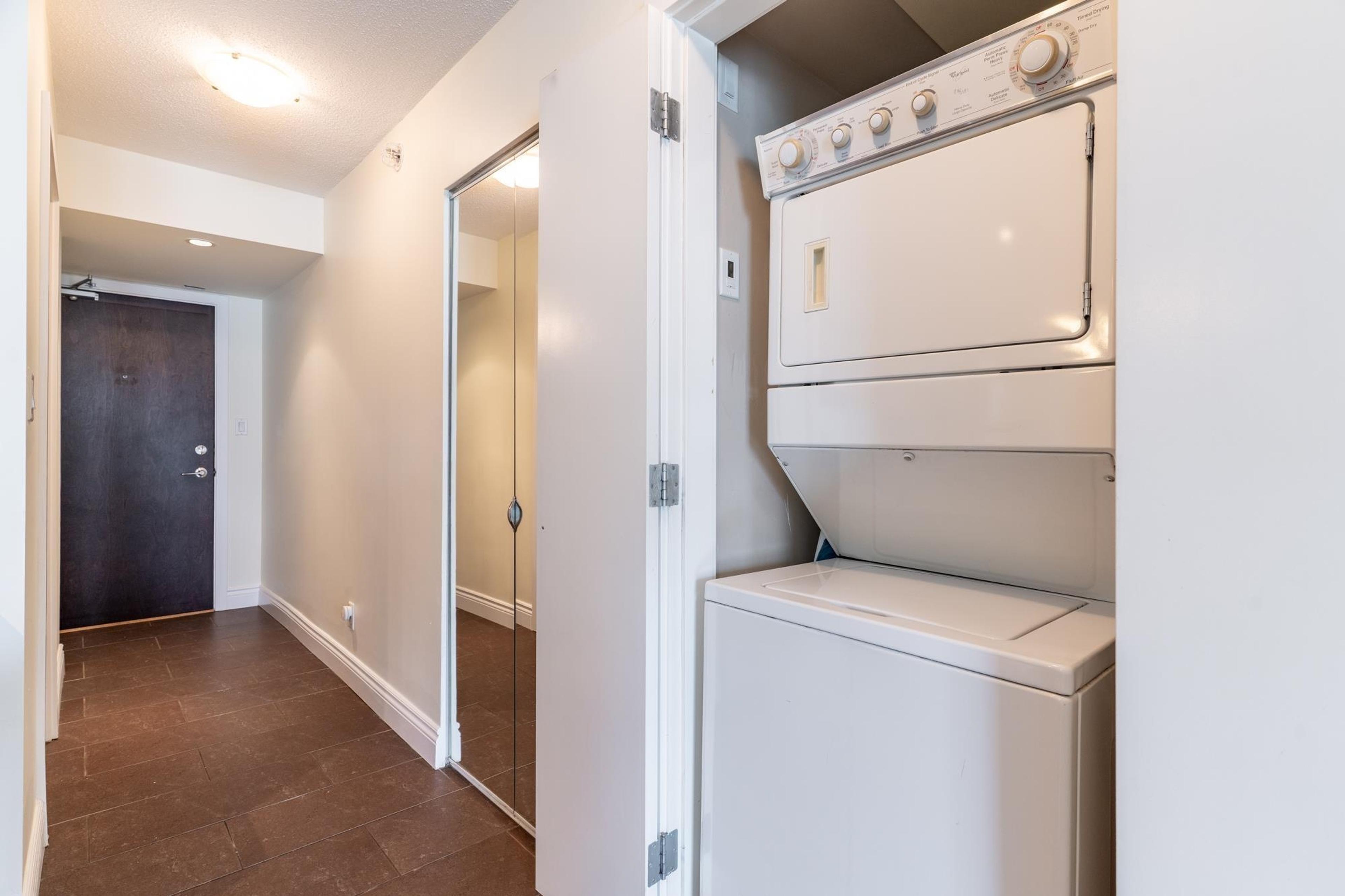 #1106 58 KEEFER PLACE - Image 22