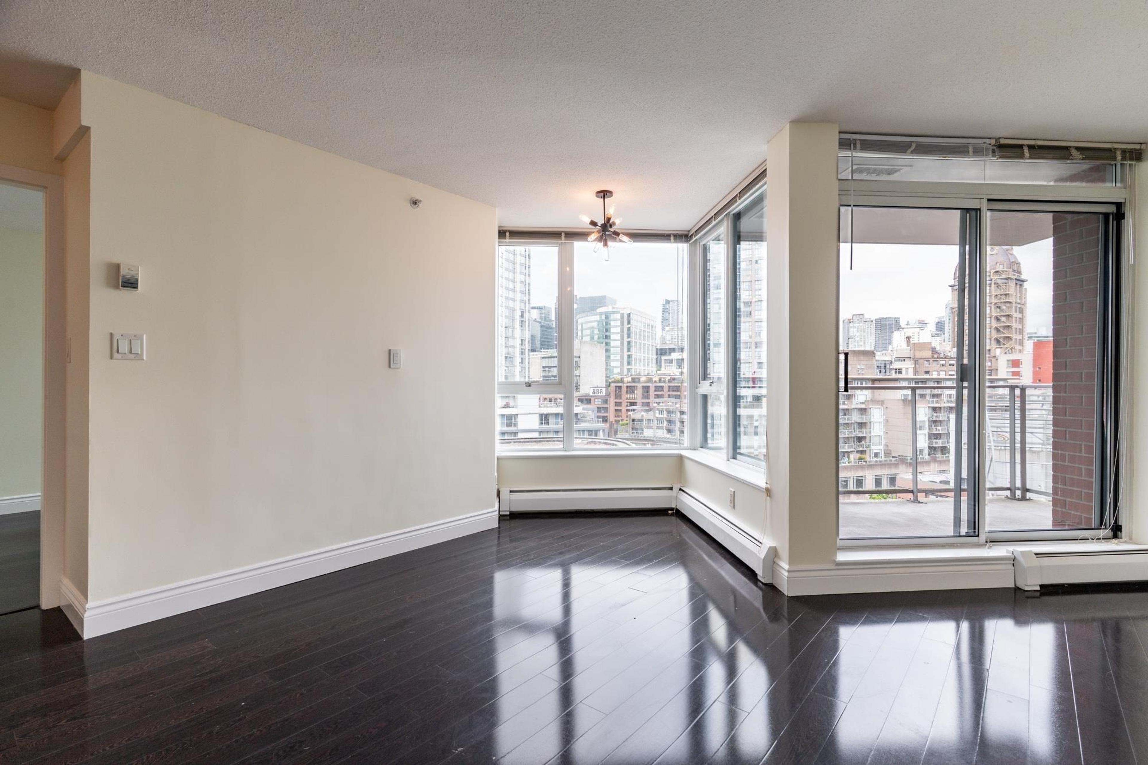 #1106 58 KEEFER PLACE - Image 31