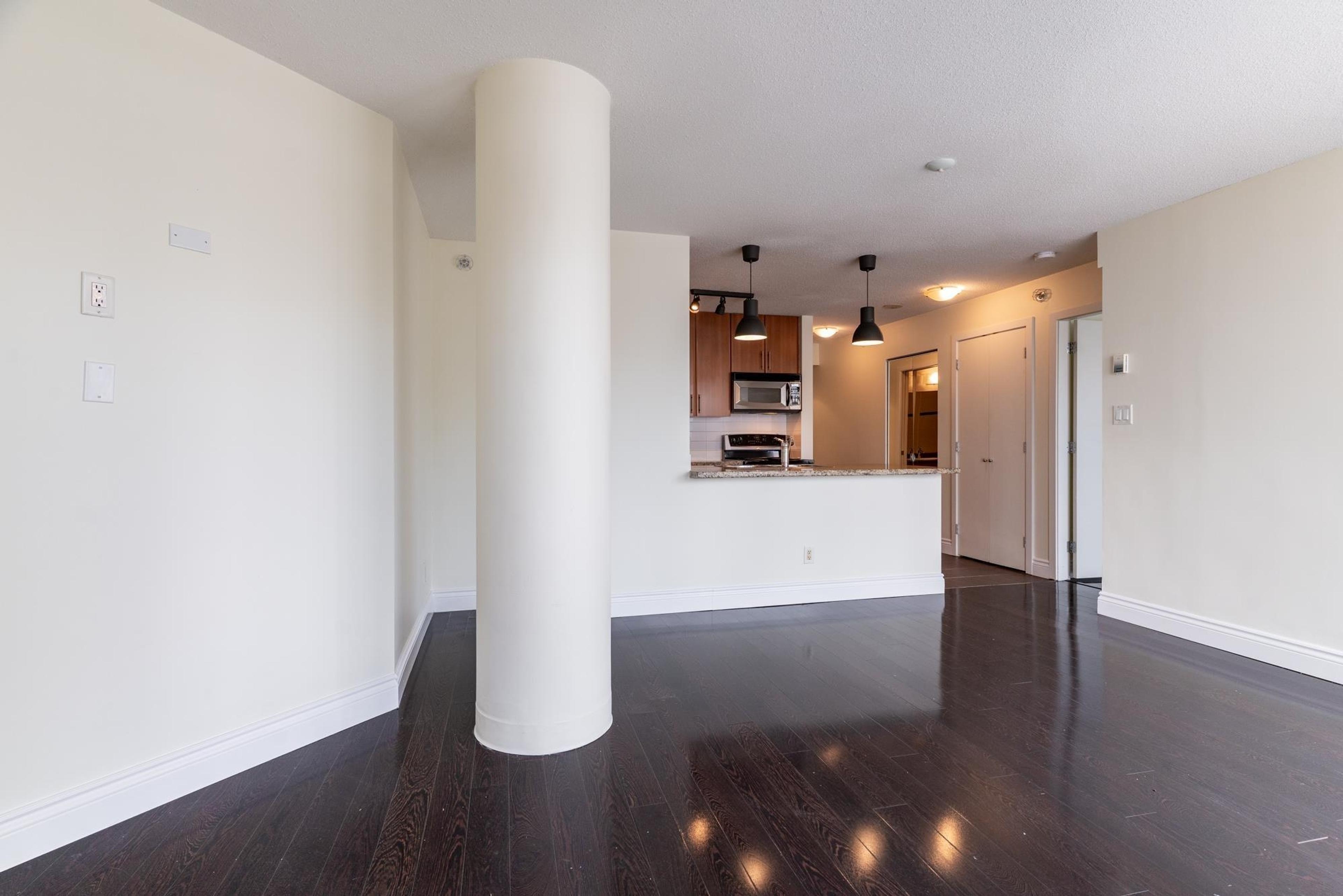 #1106 58 KEEFER PLACE - Image 33