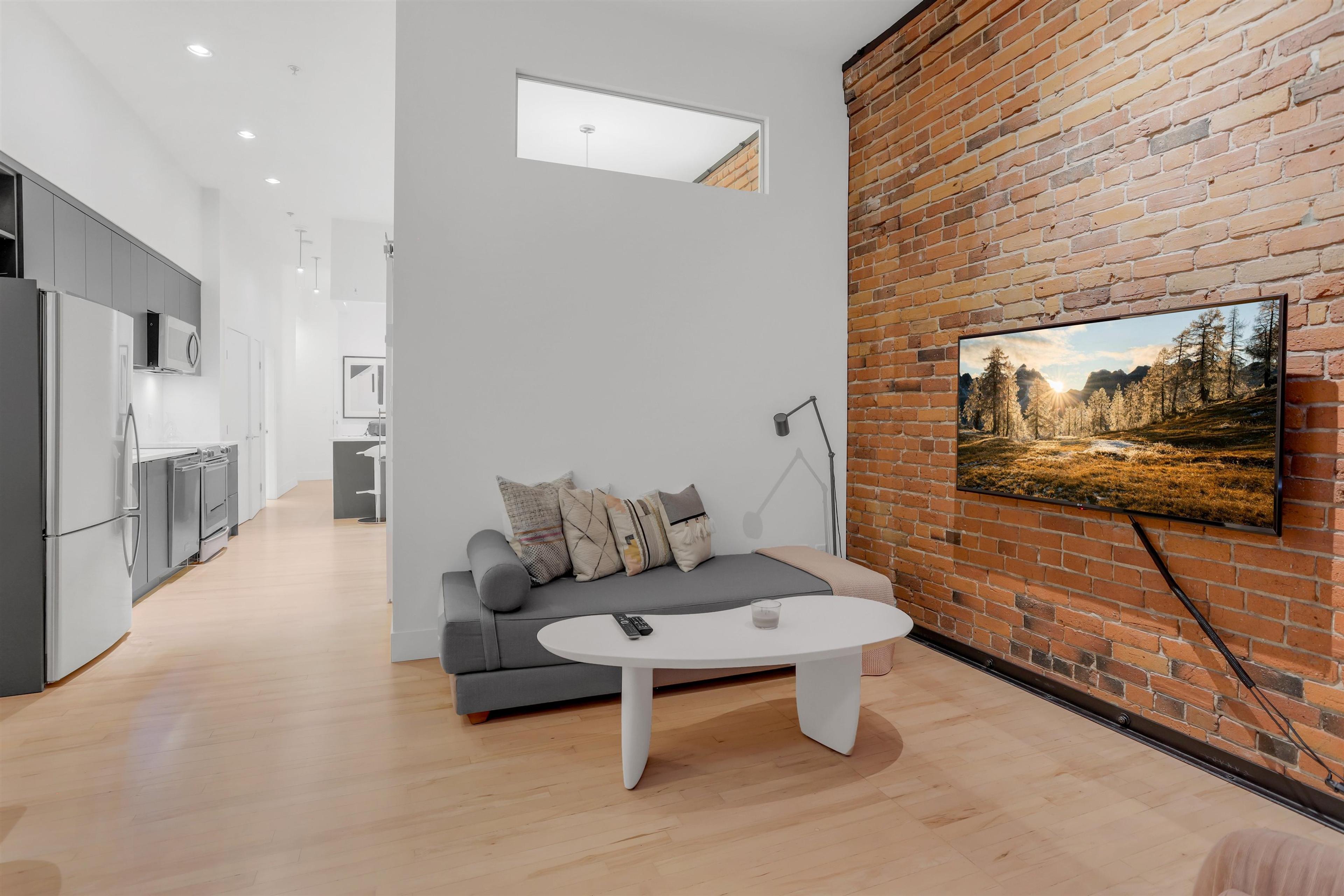 #201 345 WATER STREET - Image 5