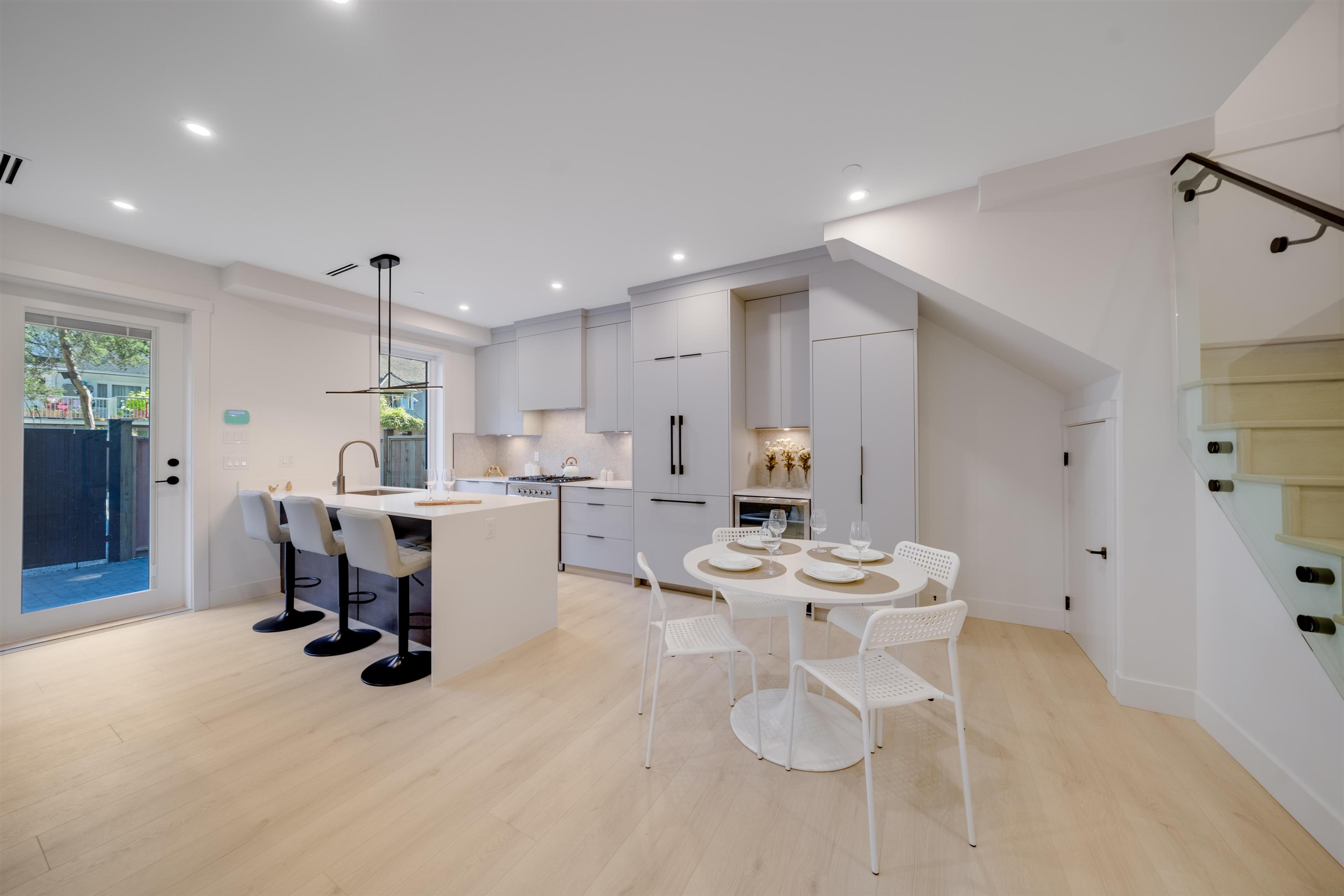 #3 3836 W 8TH AVENUE - Image 3