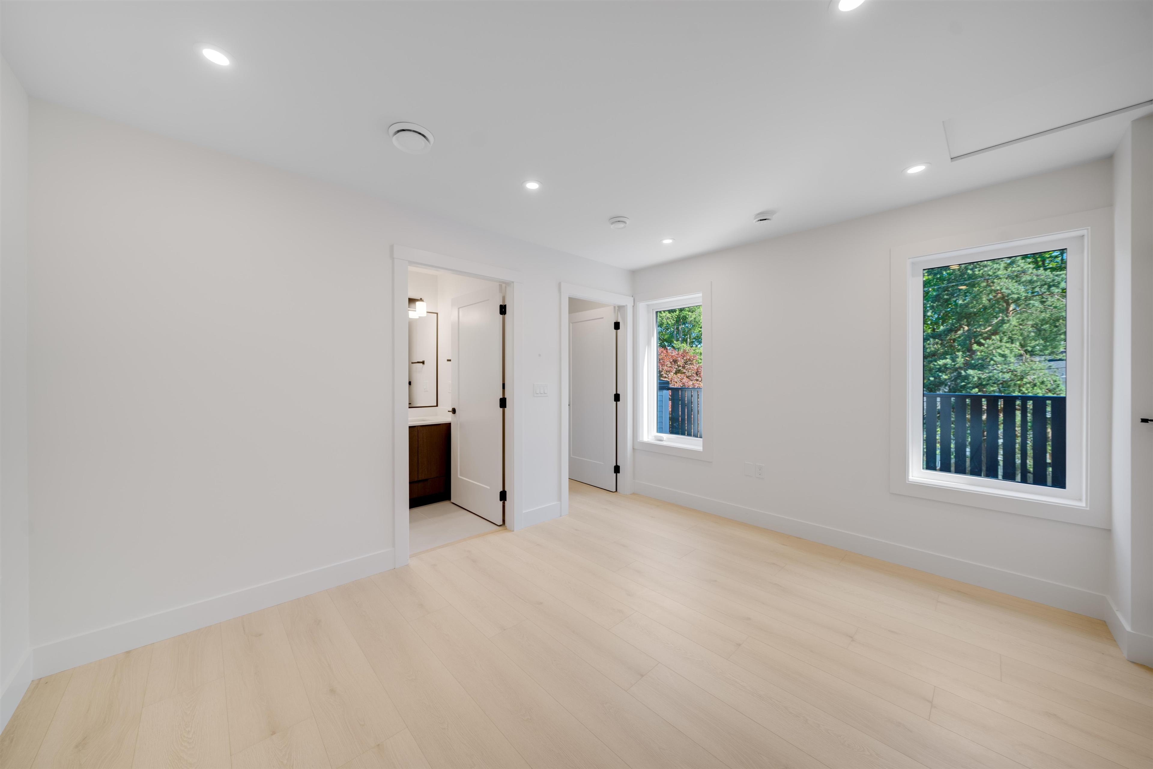 #3 3836 W 8TH AVENUE - Image 21