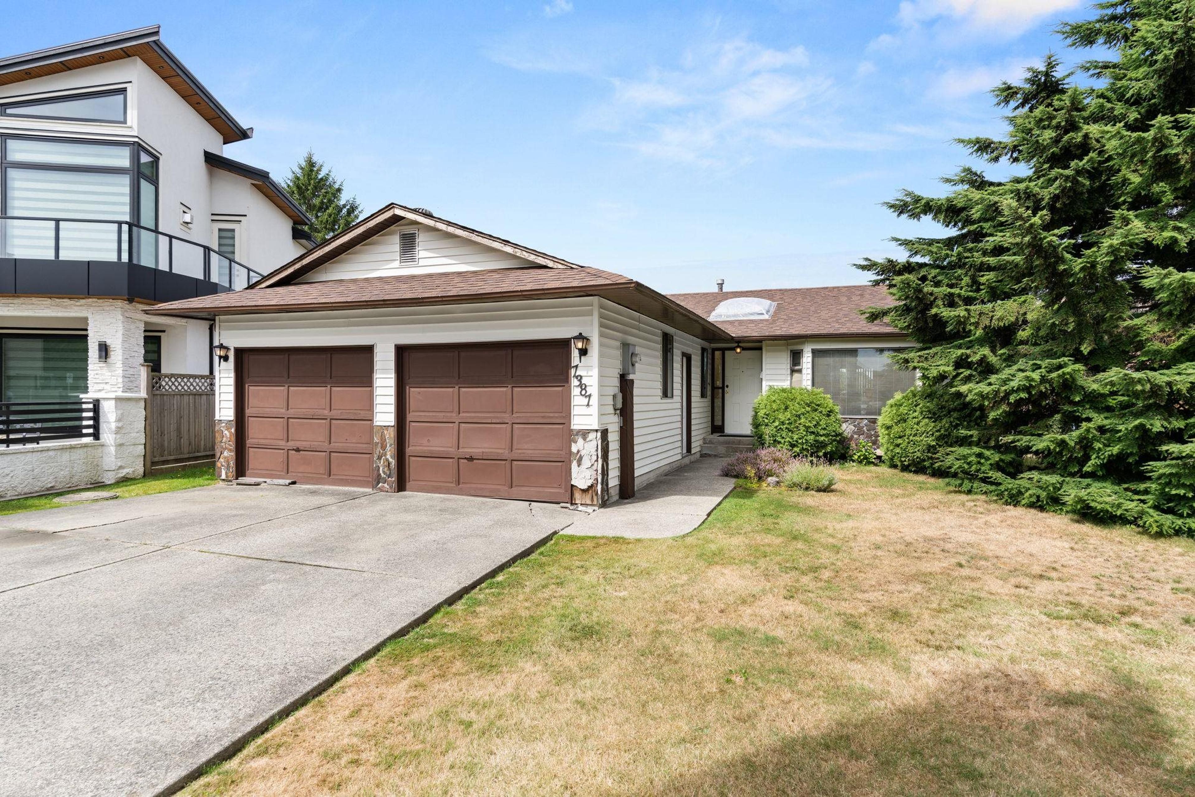 7387 131A STREET - Image 2