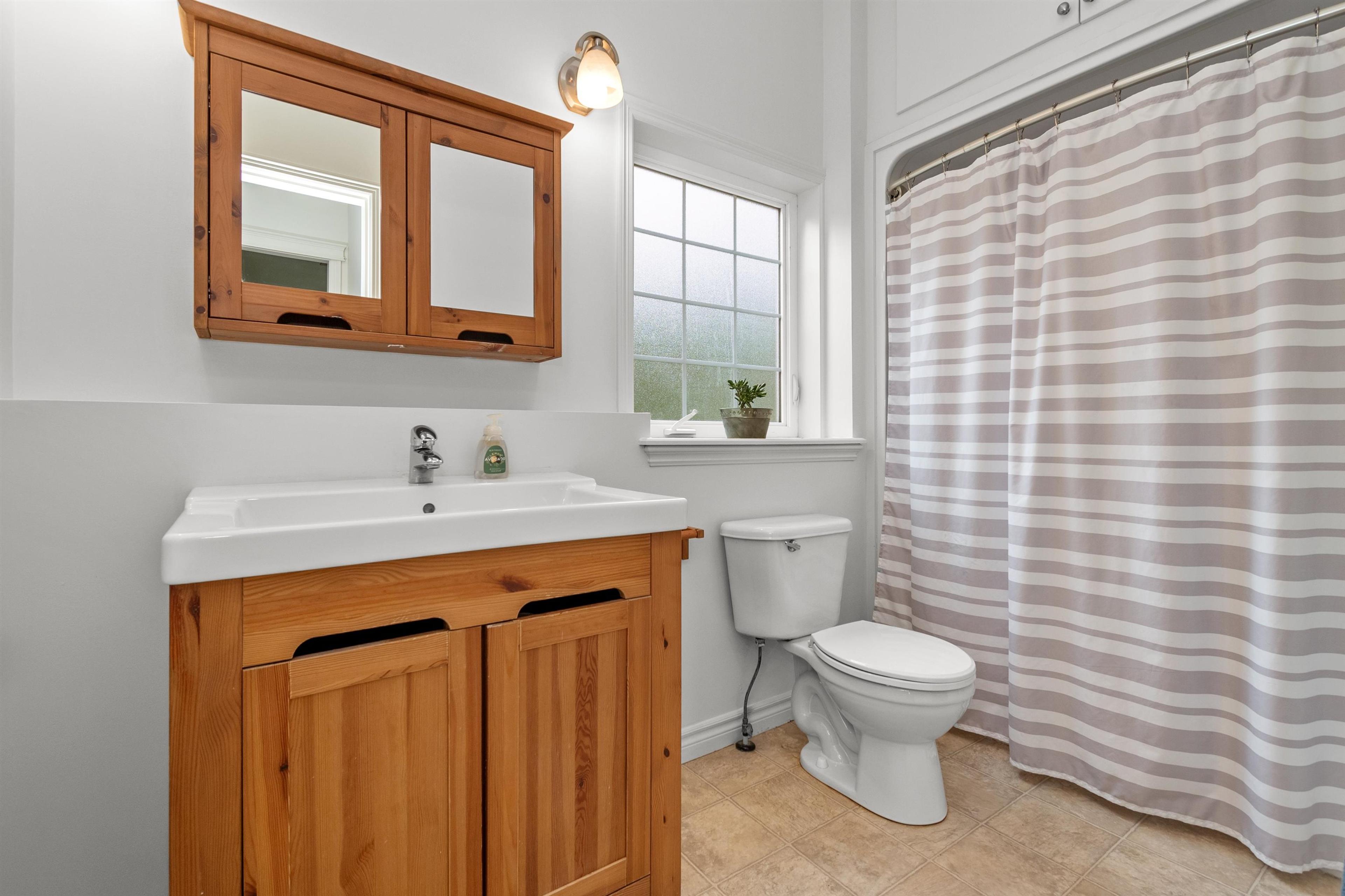 5950 RYDER LAKE ROAD - Image 32