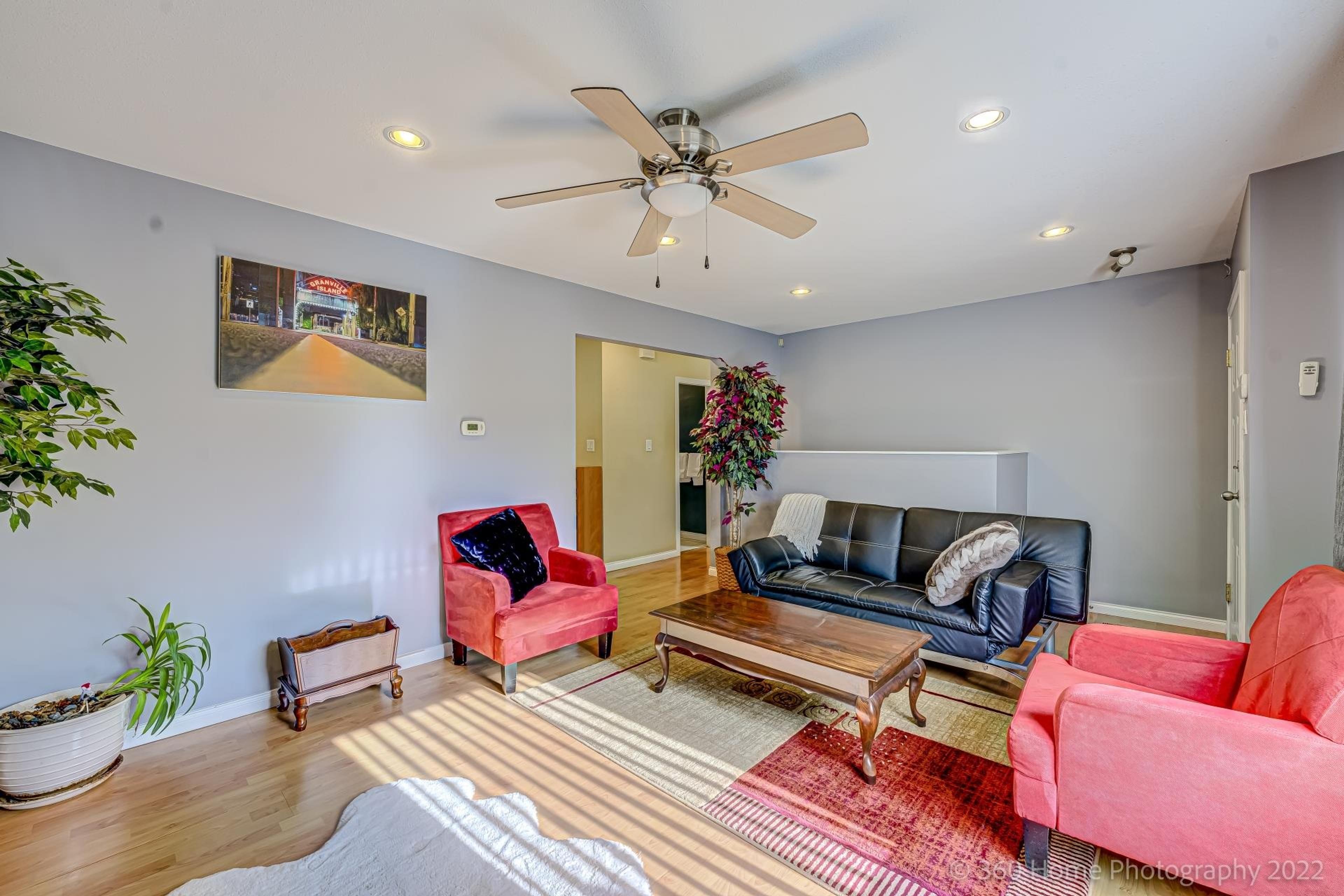 41 E 41ST AVENUE - Image 10