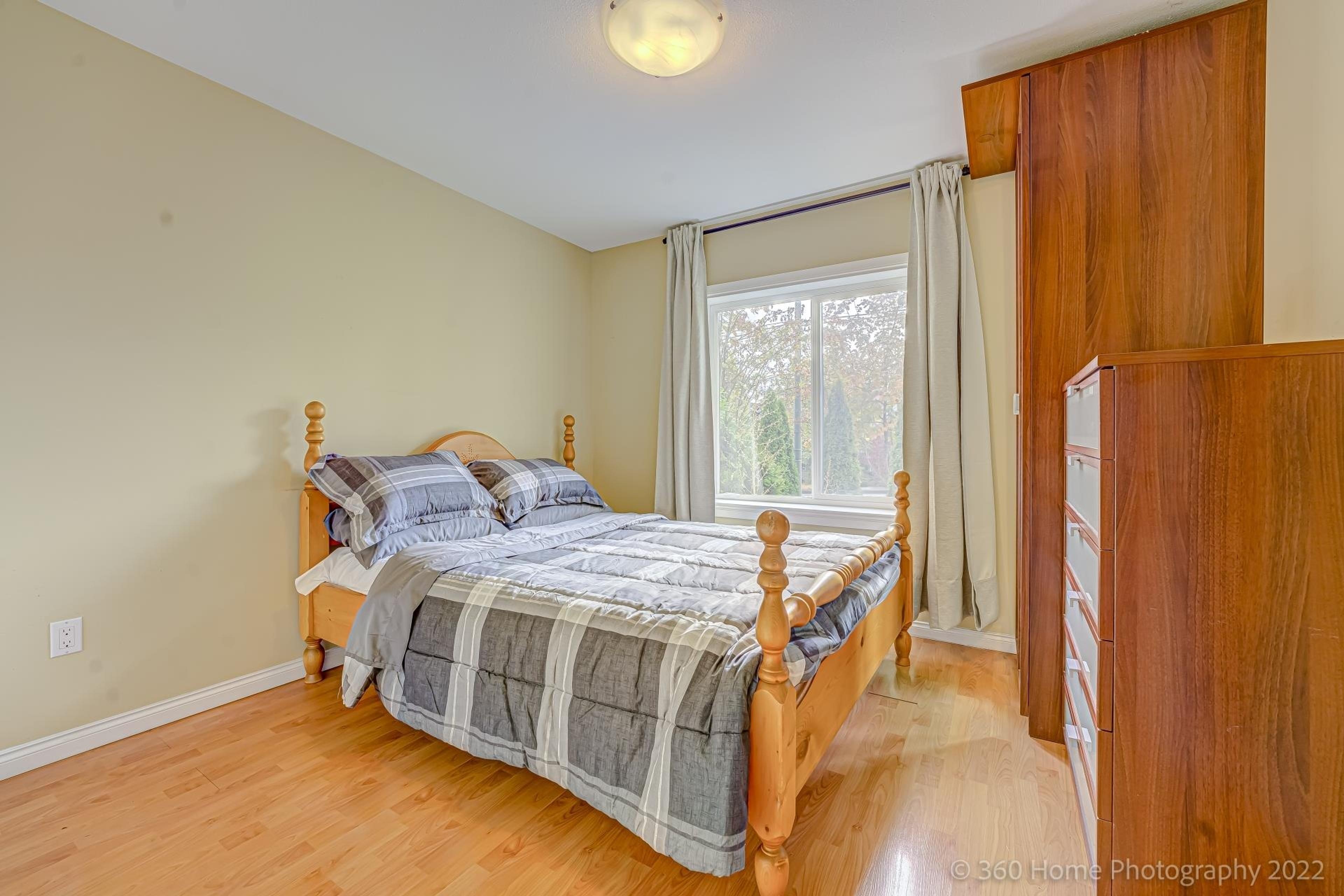 41 E 41ST AVENUE - Image 4