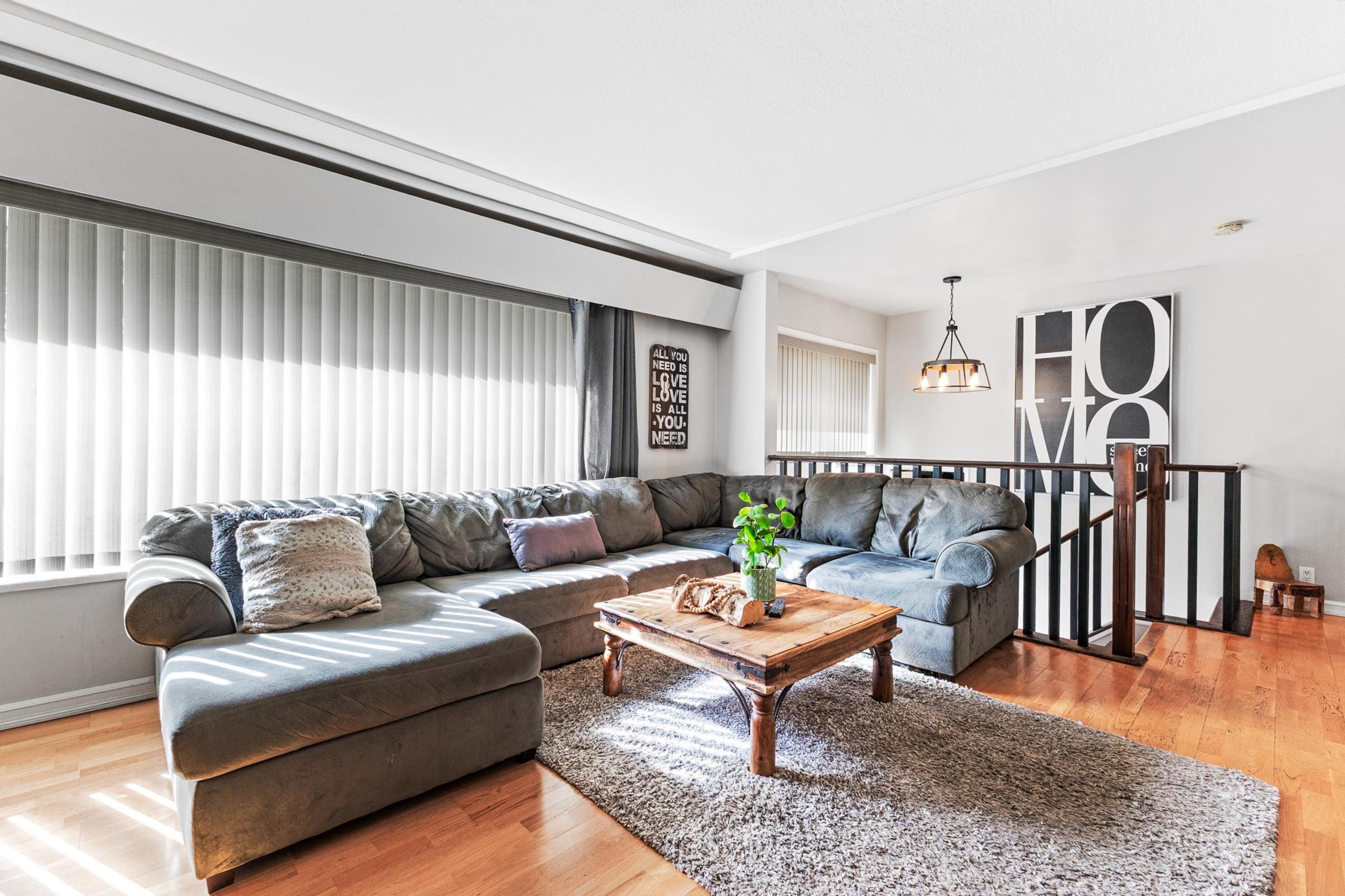605 LAURENTIAN CRESCENT - Image 5