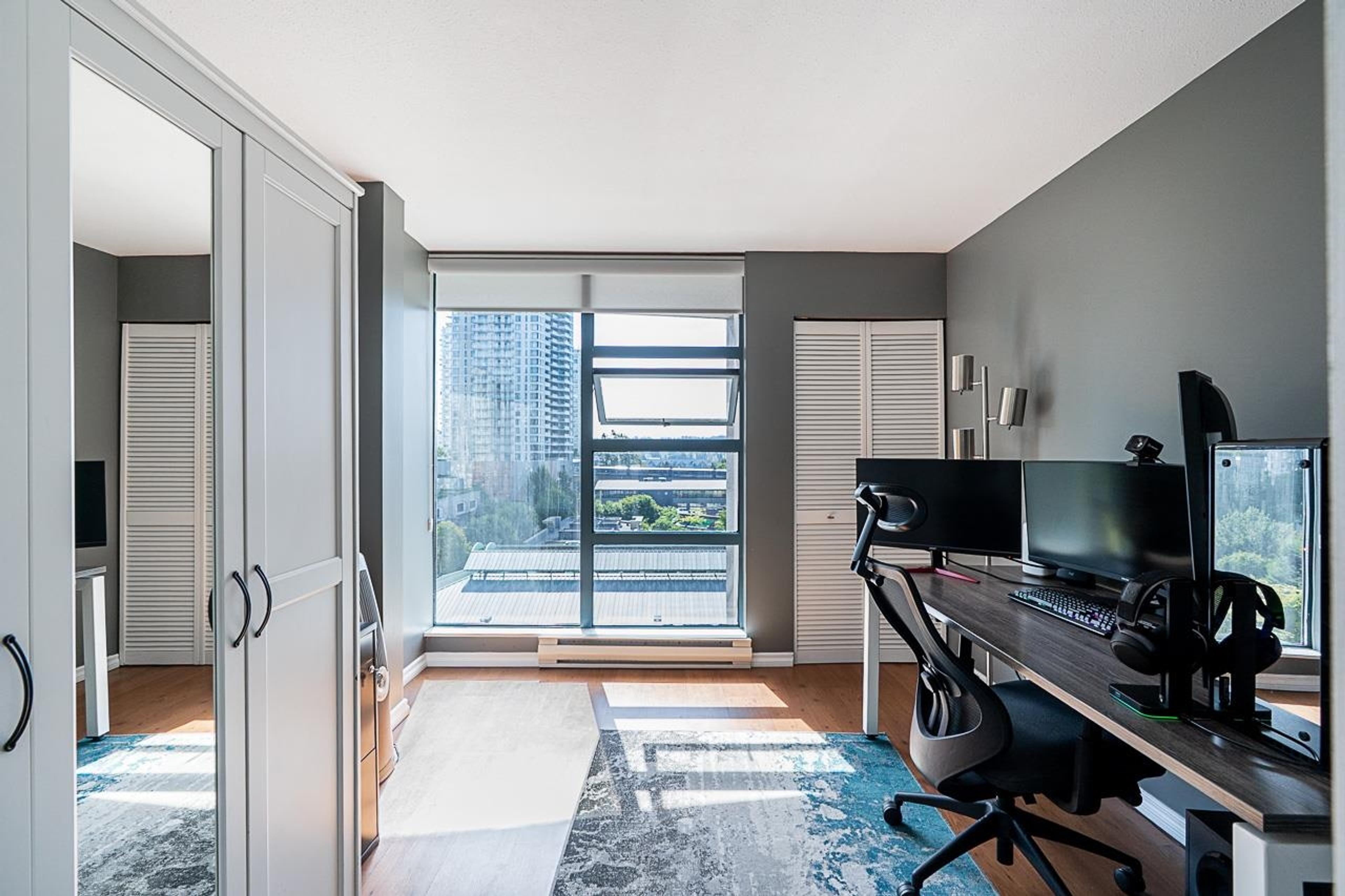 #403 98 TENTH STREET - Image 15