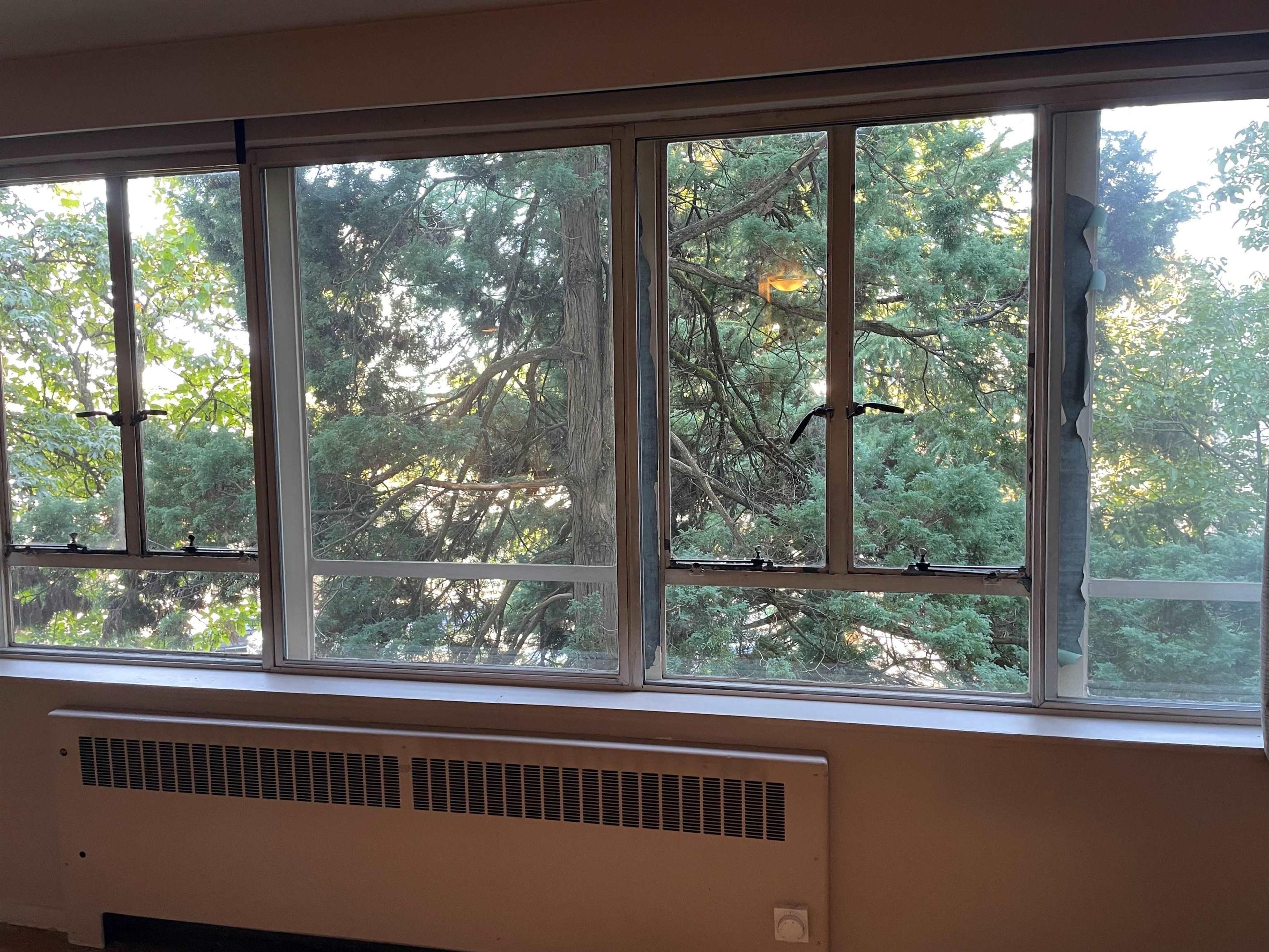 #304 1445 MARPOLE AVENUE - Image 4