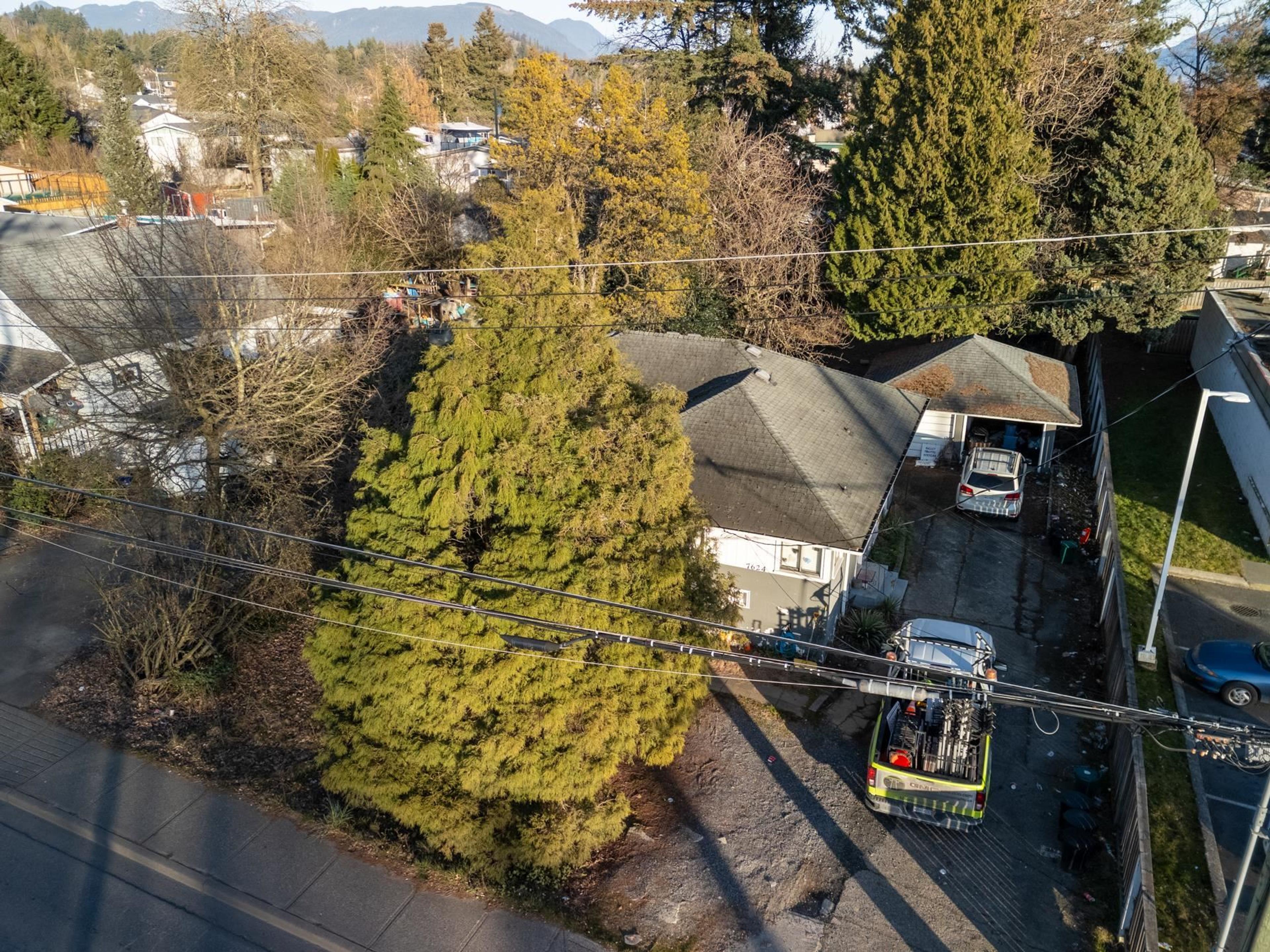 7624 CEDAR STREET - Image 5