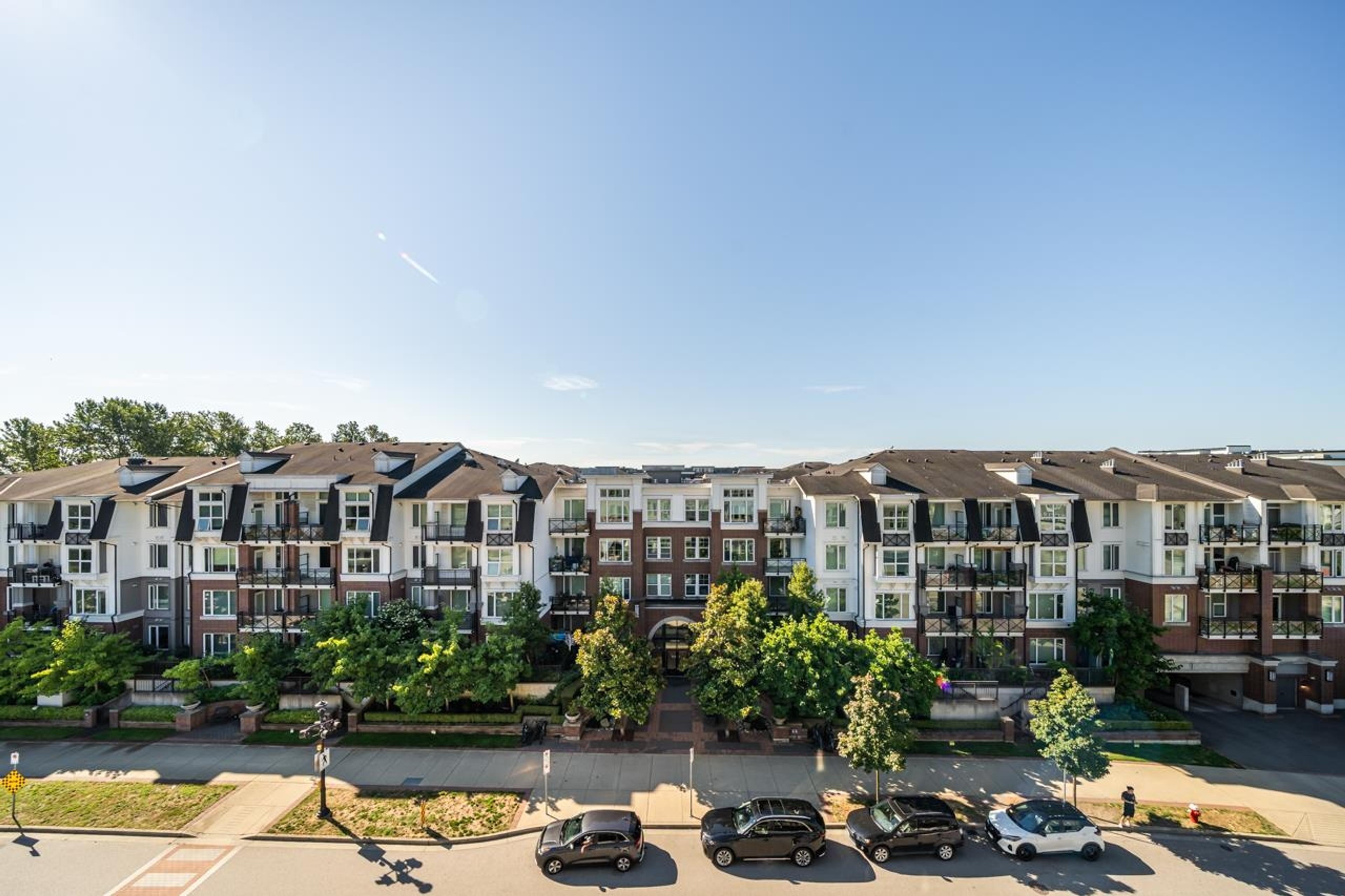 #686 4133 STOLBERG STREET - Image 19
