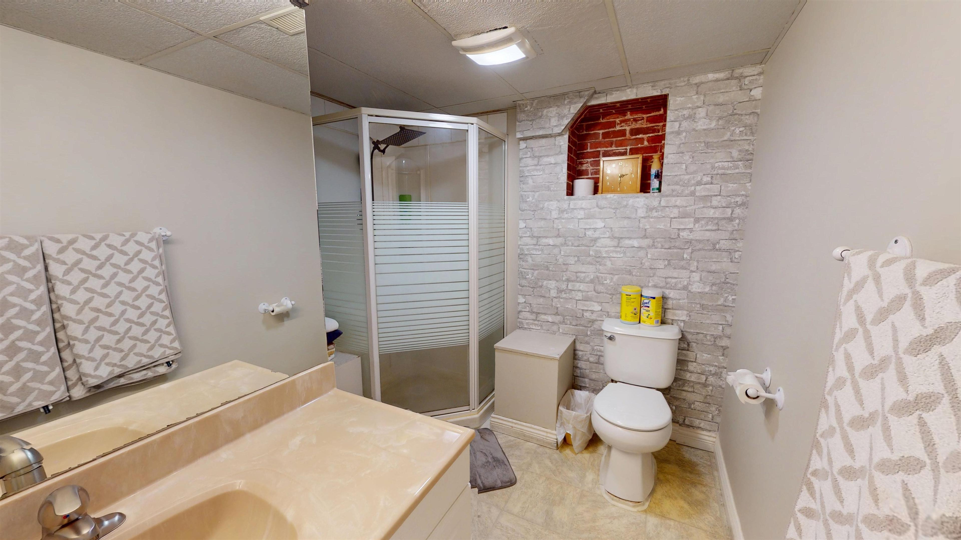 2198 HAVERSLEY AVENUE - Image 6