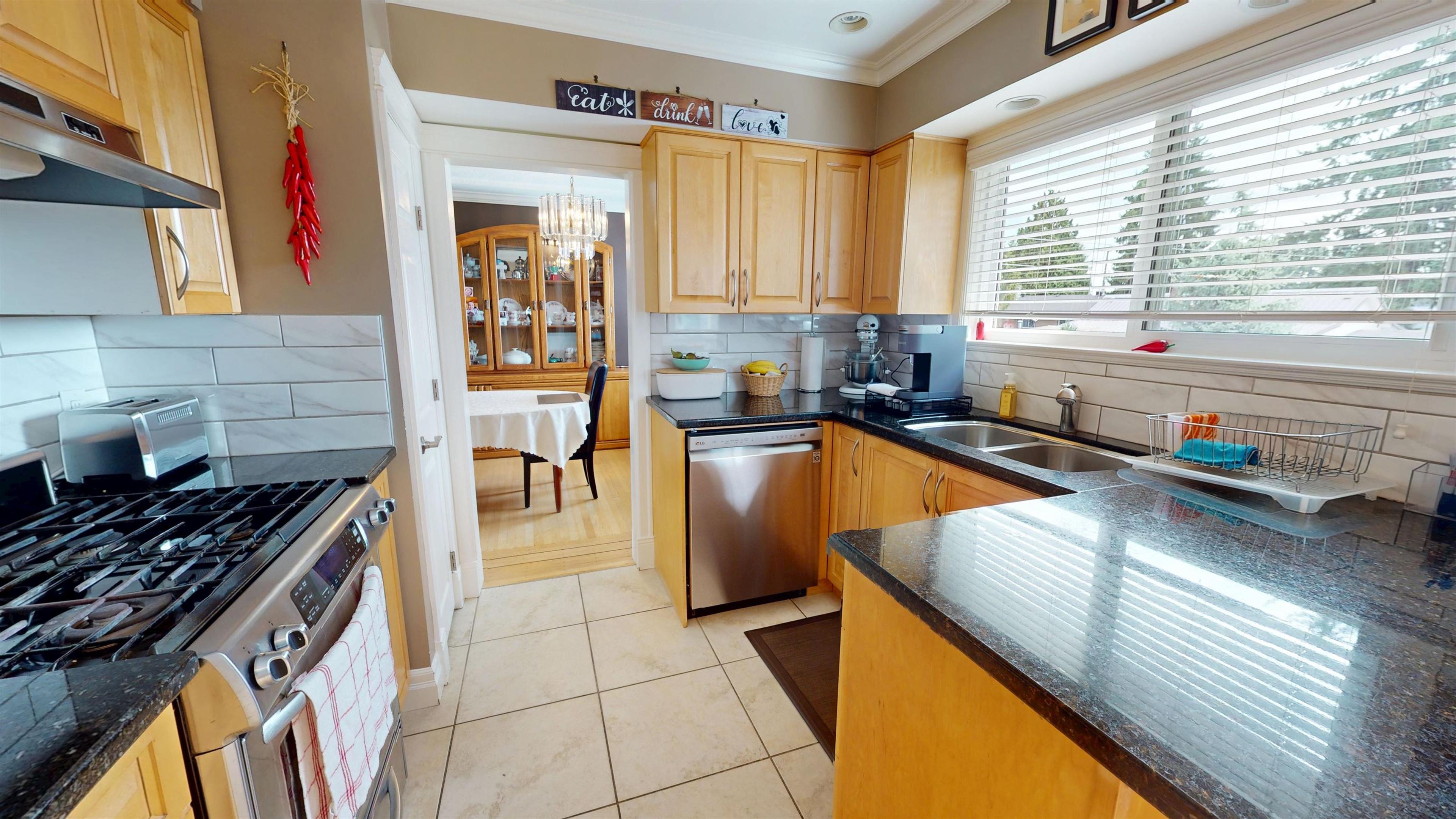 2198 HAVERSLEY AVENUE - Image 19