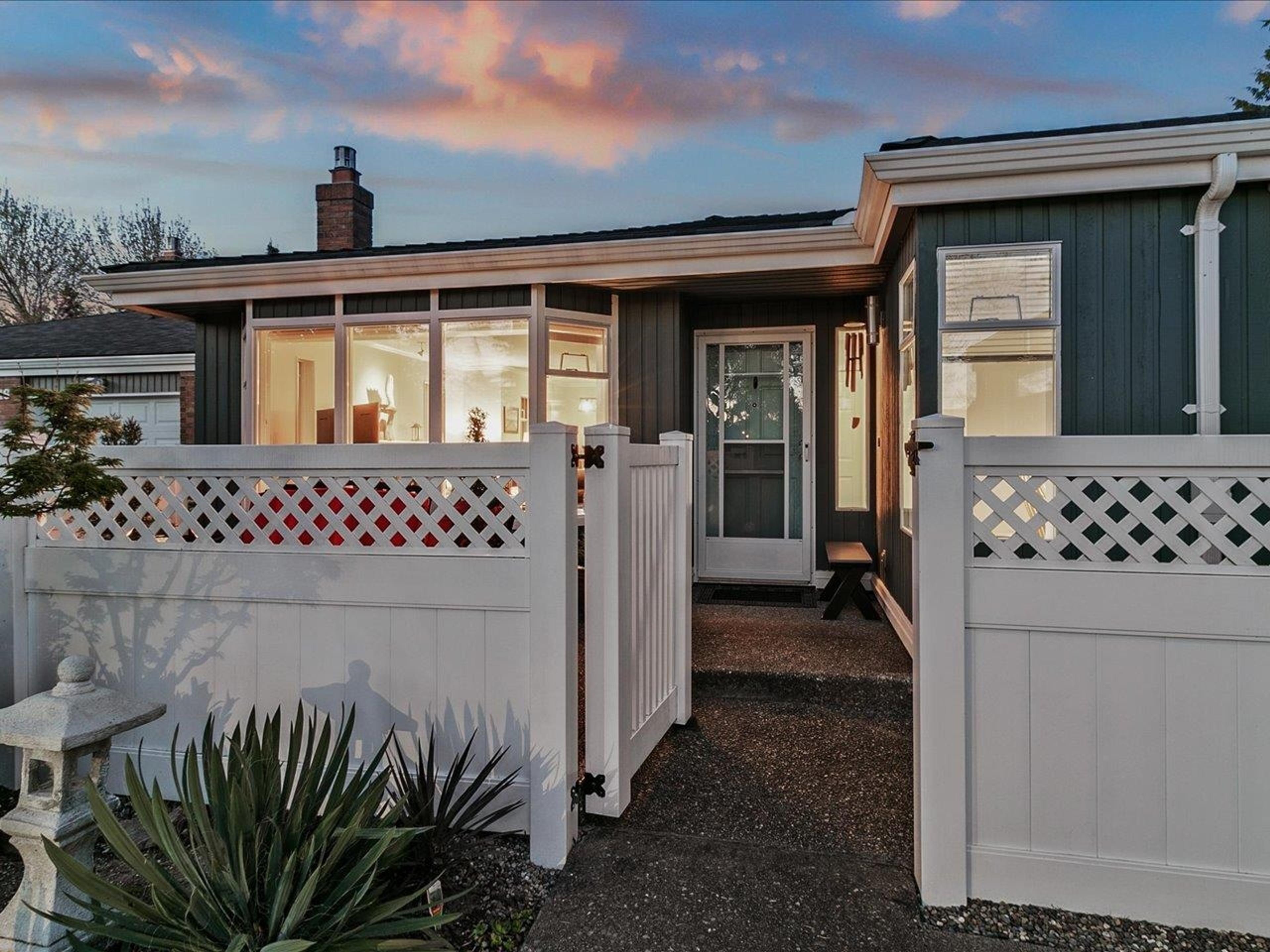 #117 14271 18A AVENUE - Image 3