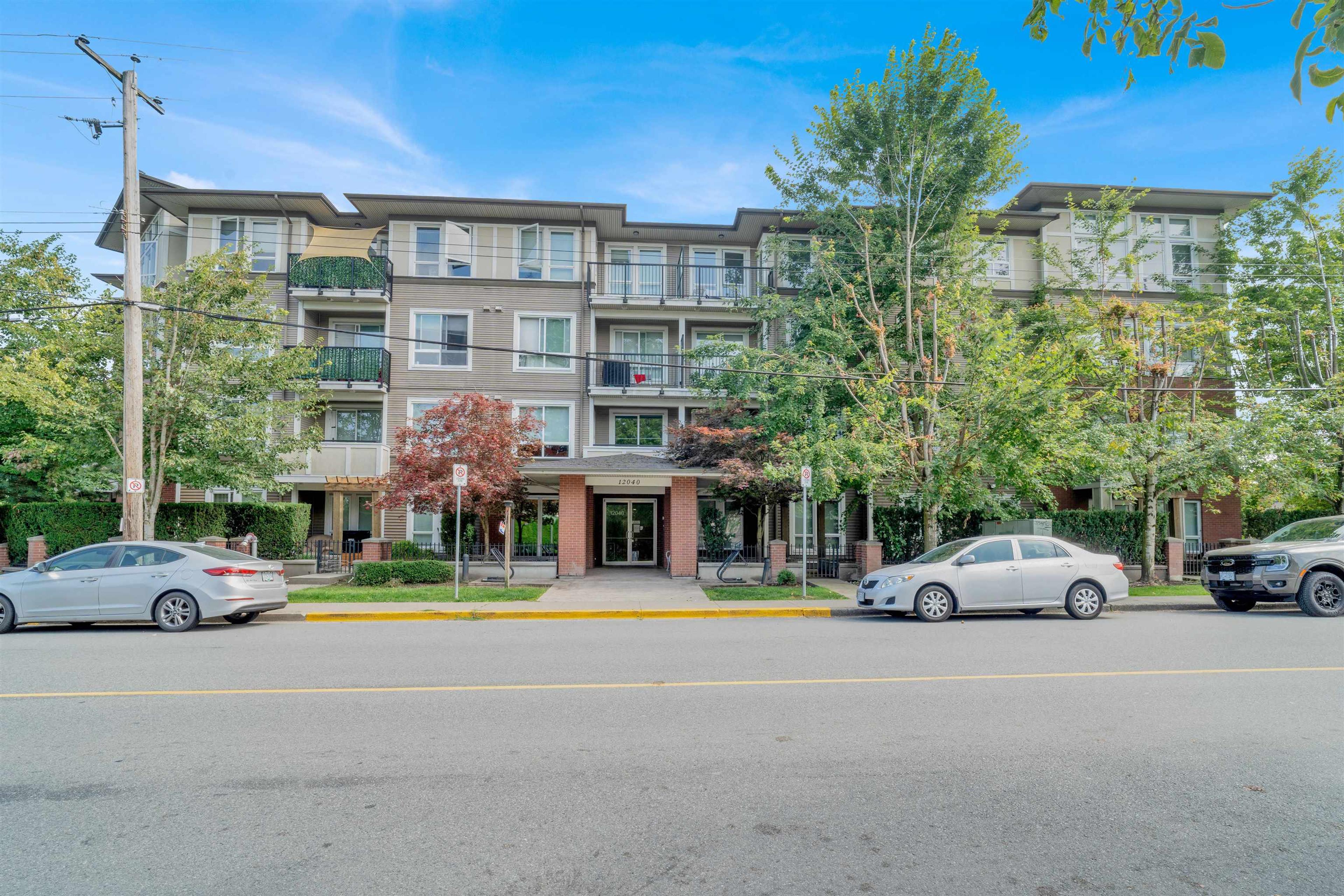 #212 222 12040 STREET - Image 1