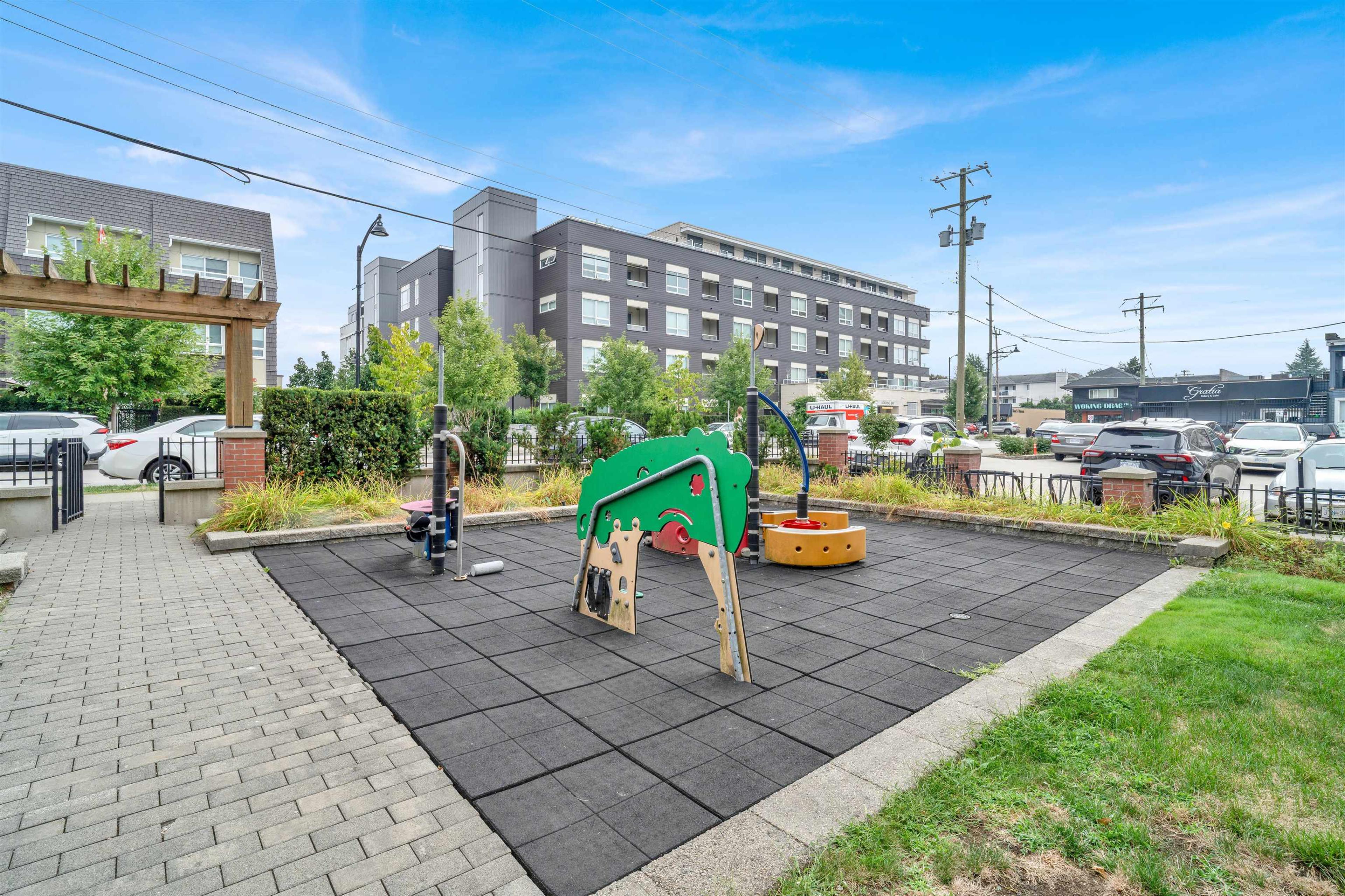#212 222 12040 STREET - Image 17