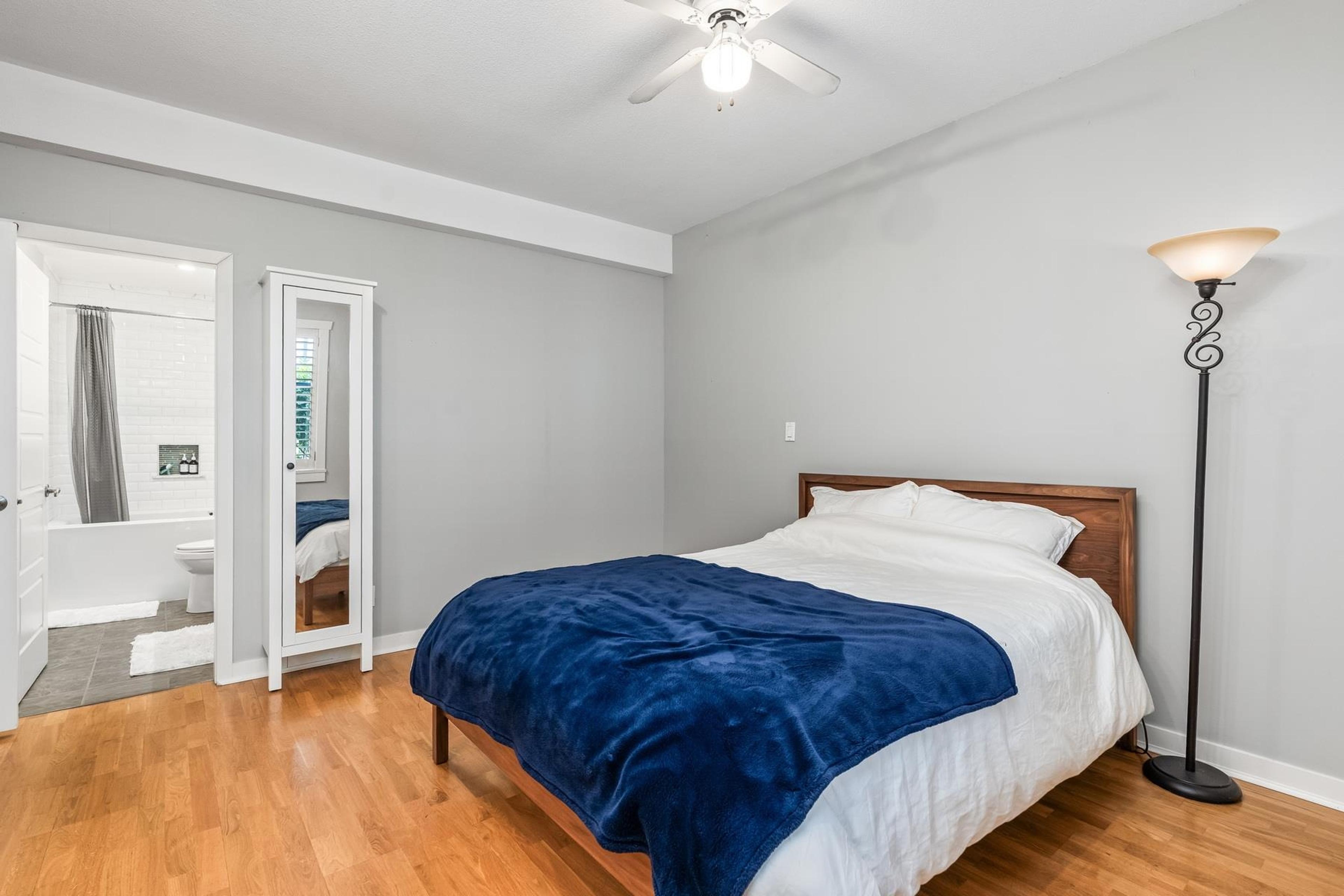 #204 2525 QUEBEC STREET - Image 19
