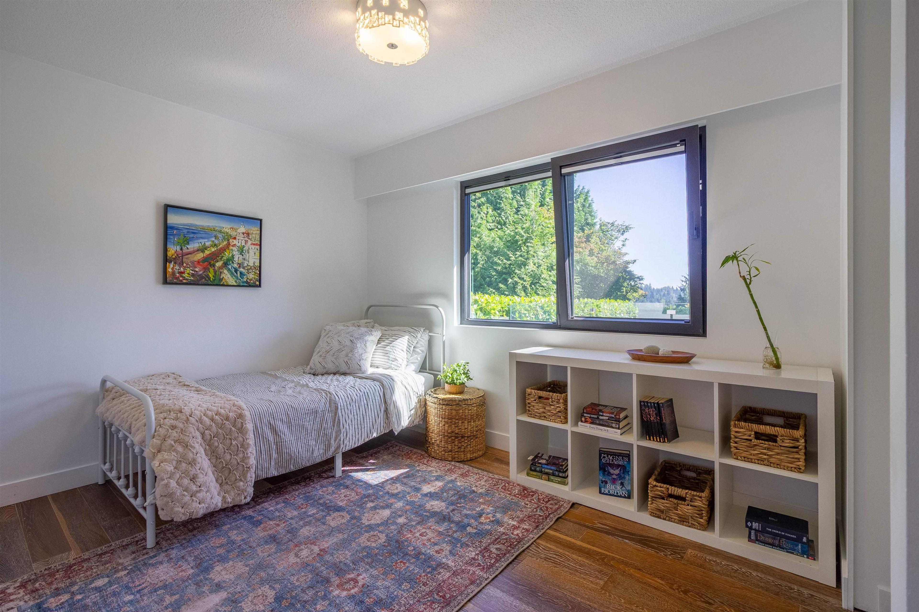 302 OXFORD DRIVE - Image 23