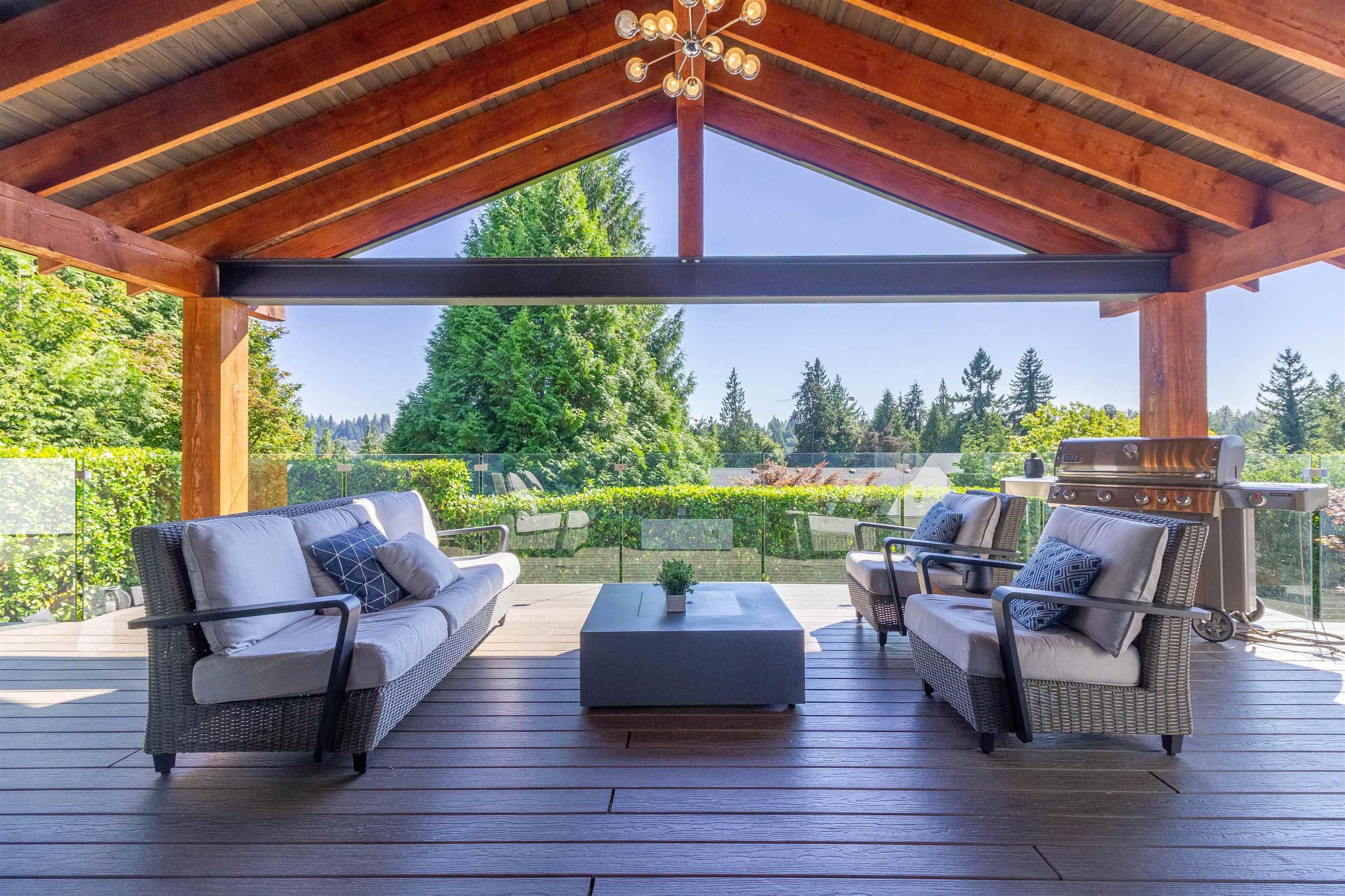 302 OXFORD DRIVE - Image 13