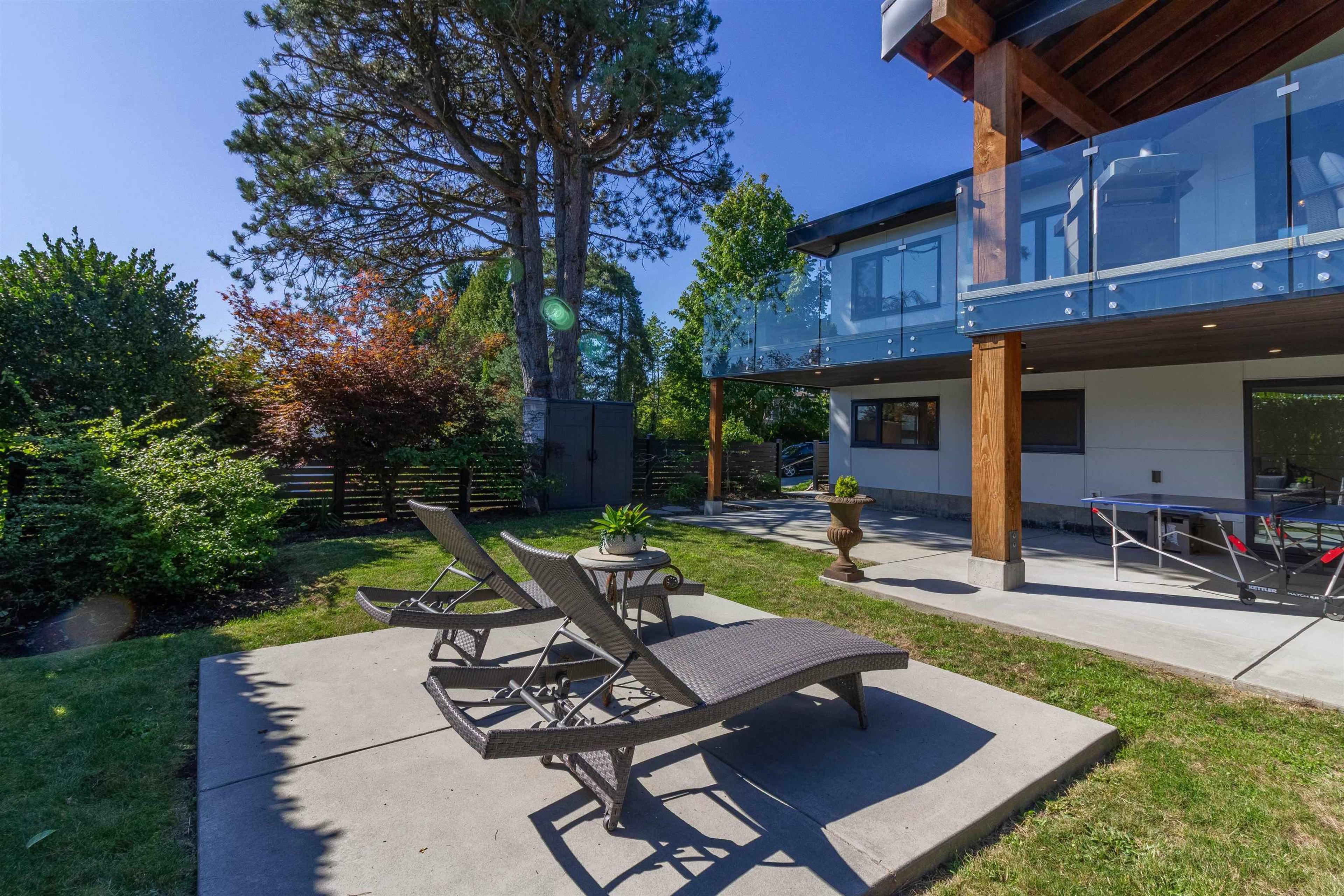 302 OXFORD DRIVE - Image 36