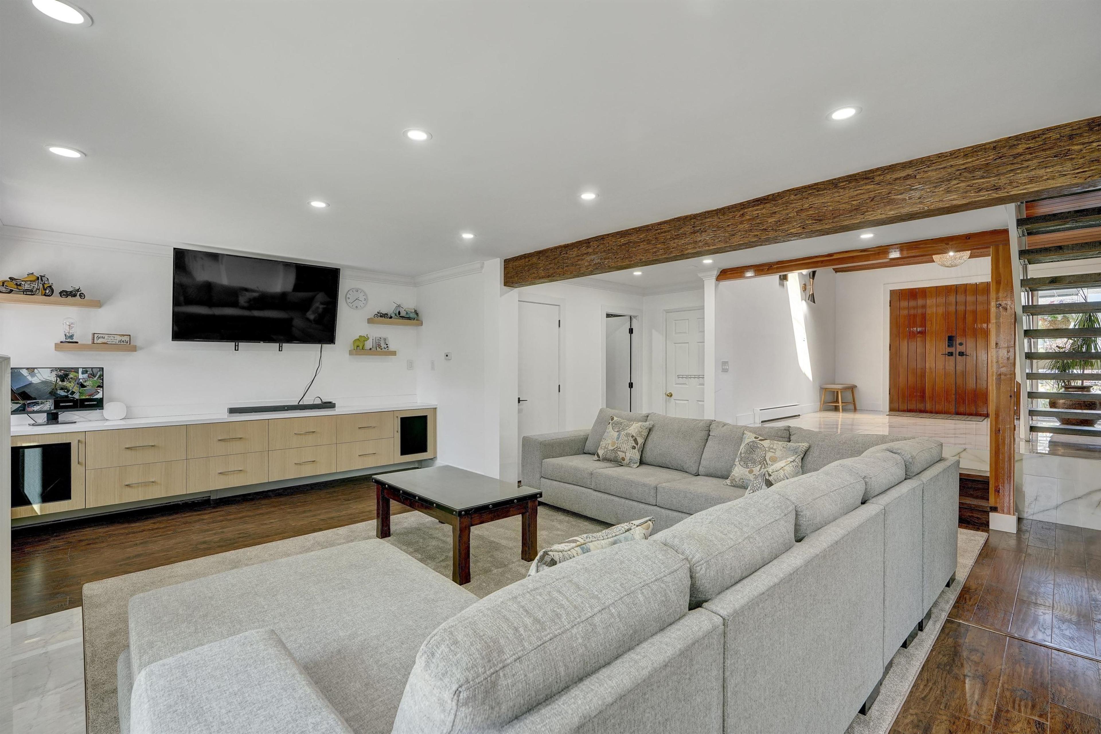 6875 ROCKFORD PLACE - Image 15