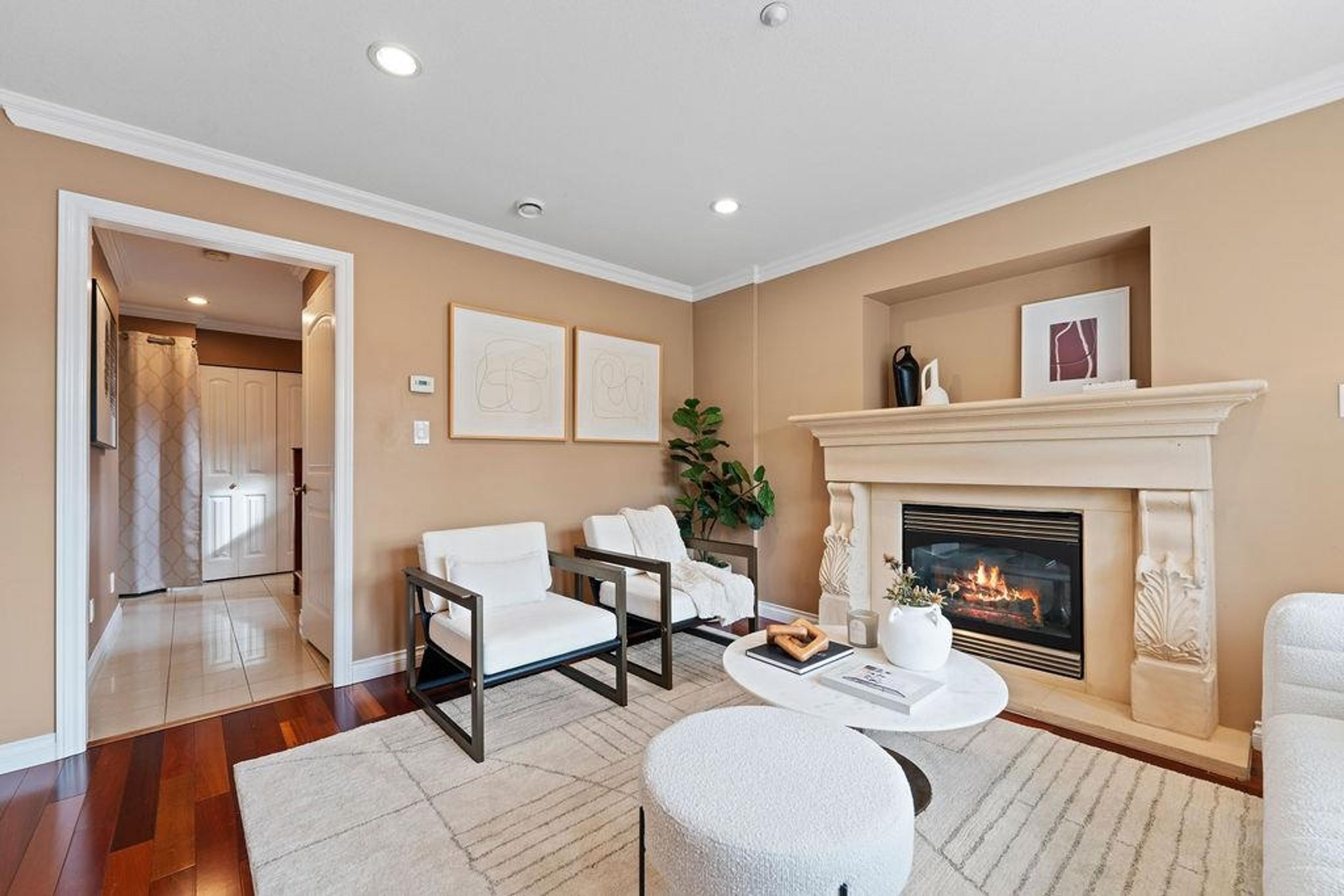 1254 E 11TH AVENUE - Image 4