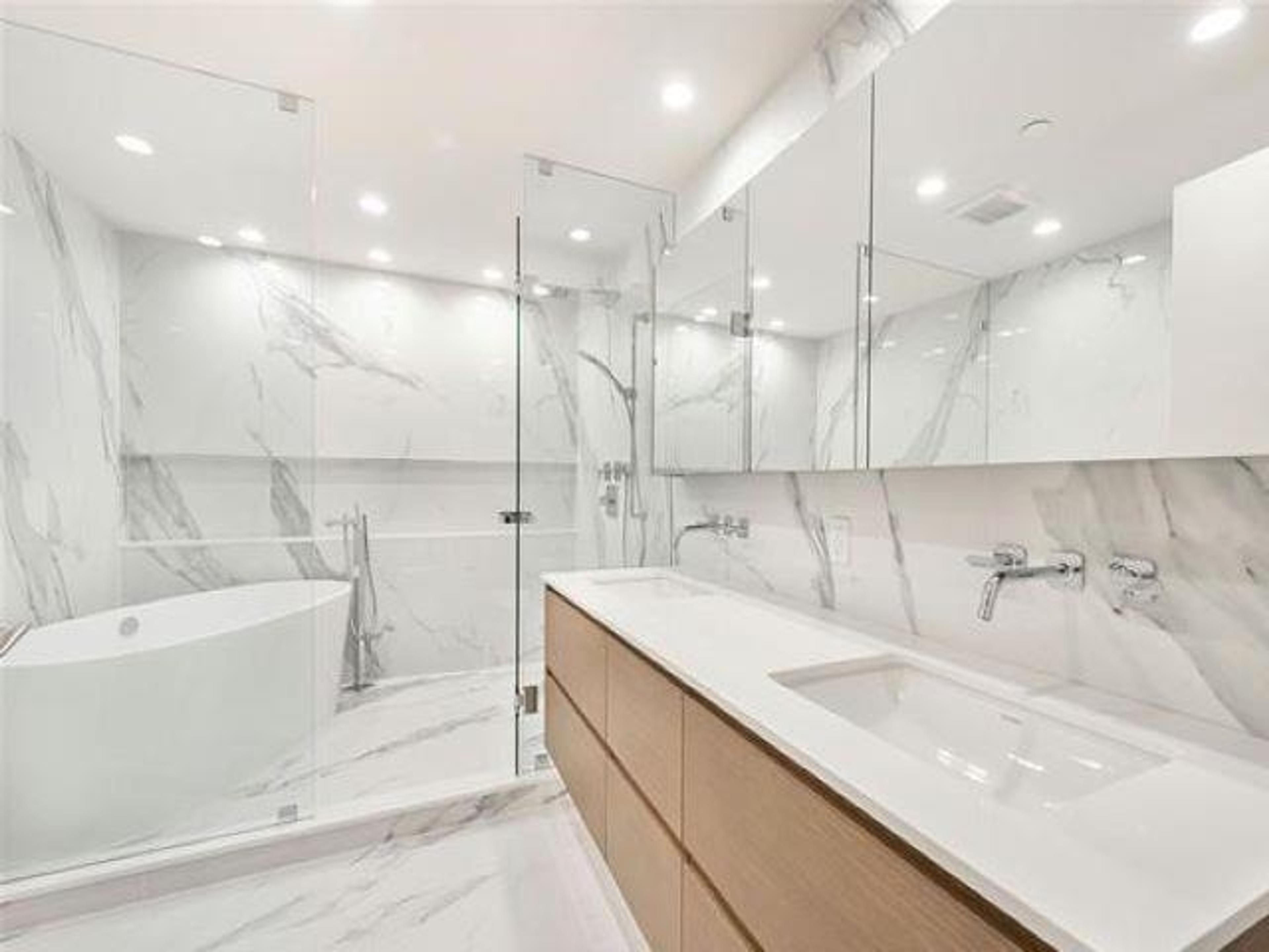 #303 3639 W 16TH AVENUE - Image 22