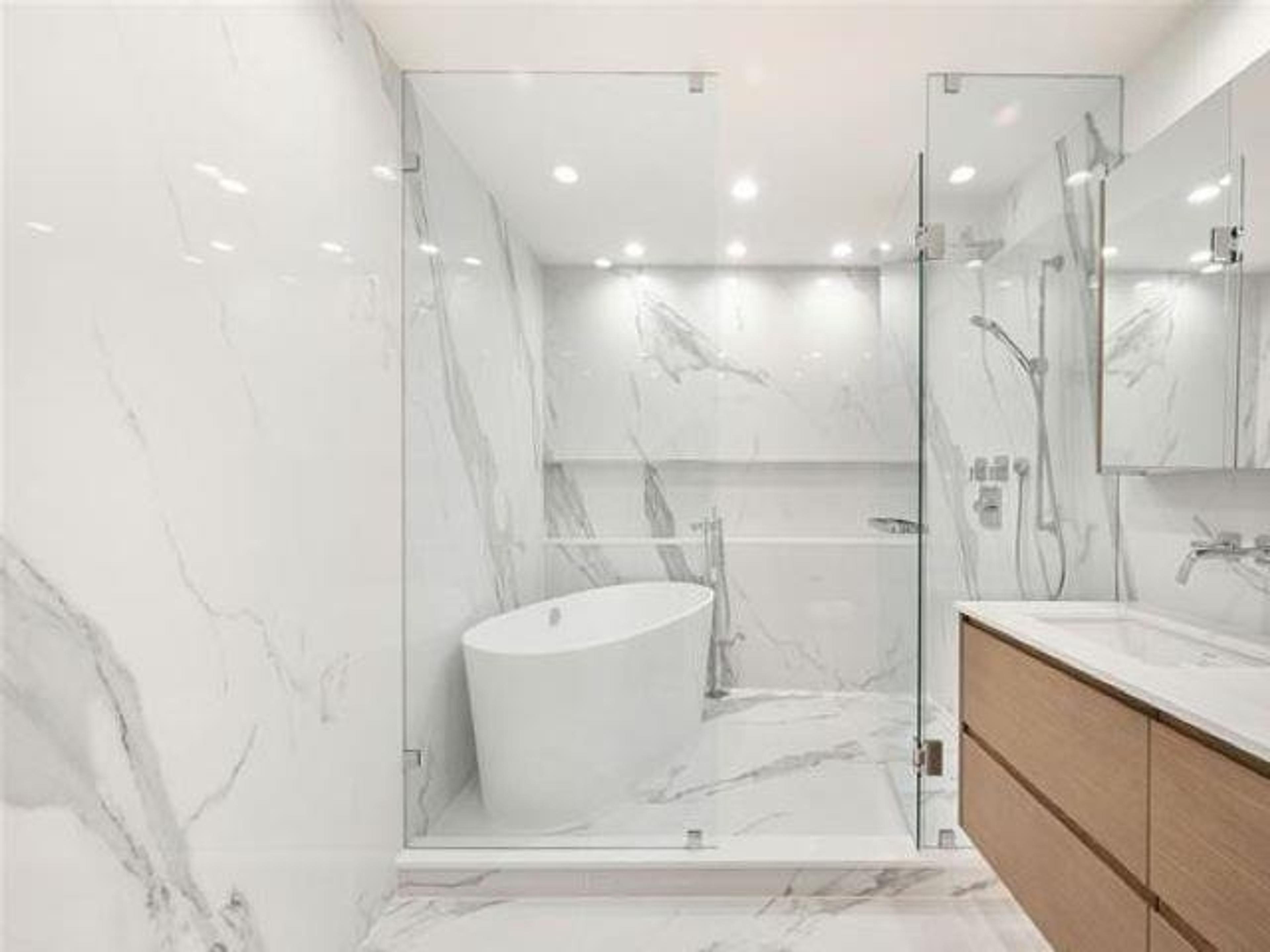 #303 3639 W 16TH AVENUE - Image 21