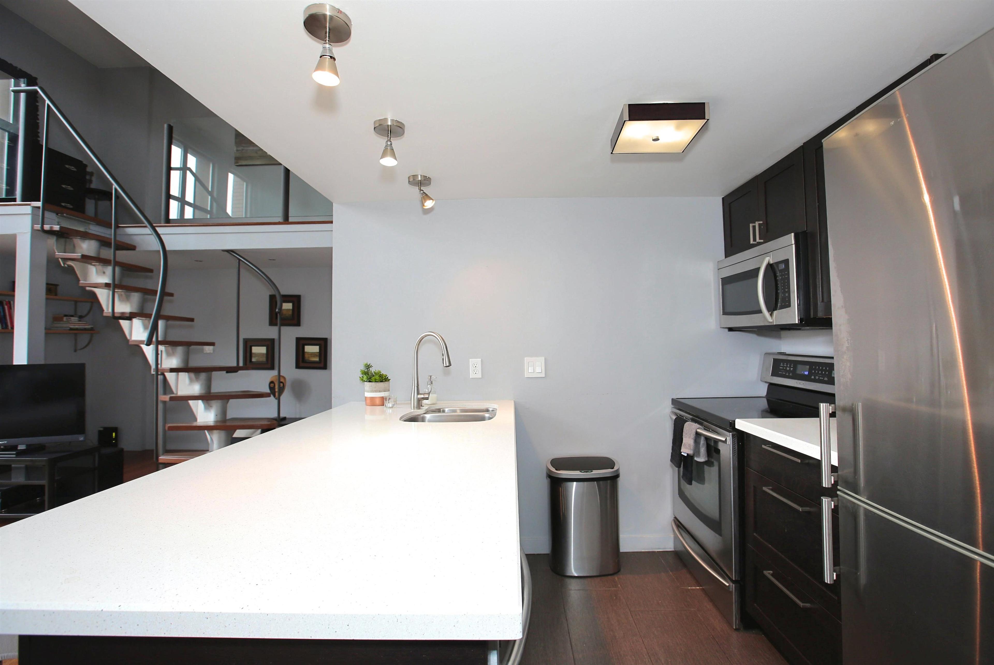 #511 22 E CORDOVA STREET - Image 12
