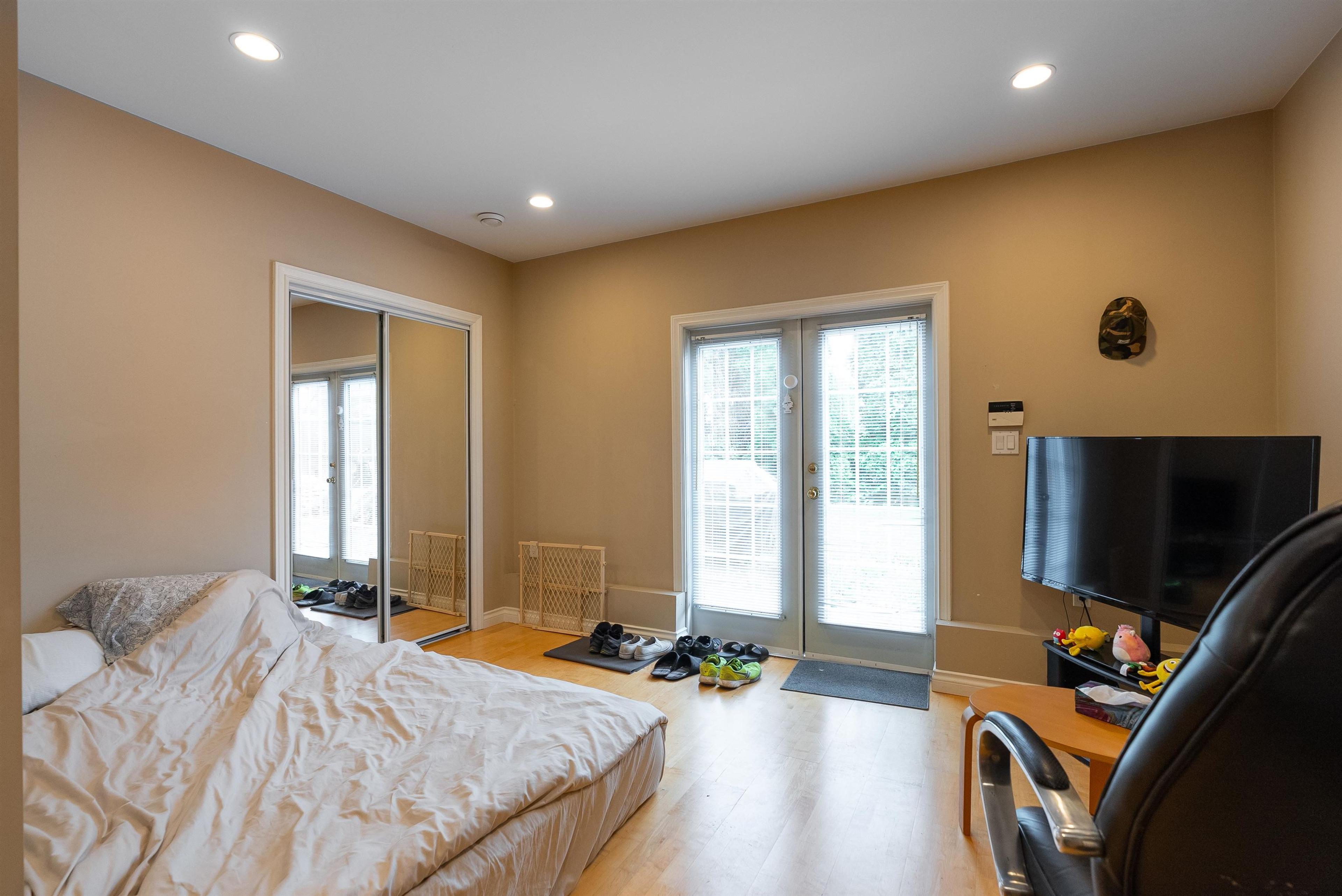 4340 RIVER ROAD - Image 16