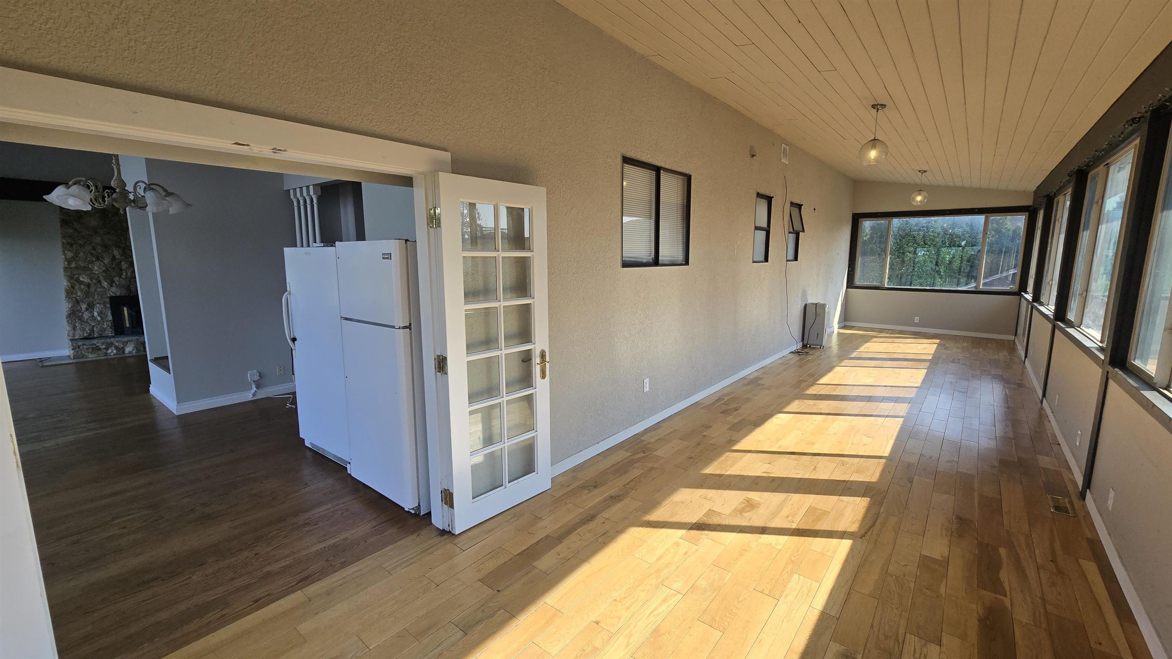 4340 RIVER ROAD - Image 19