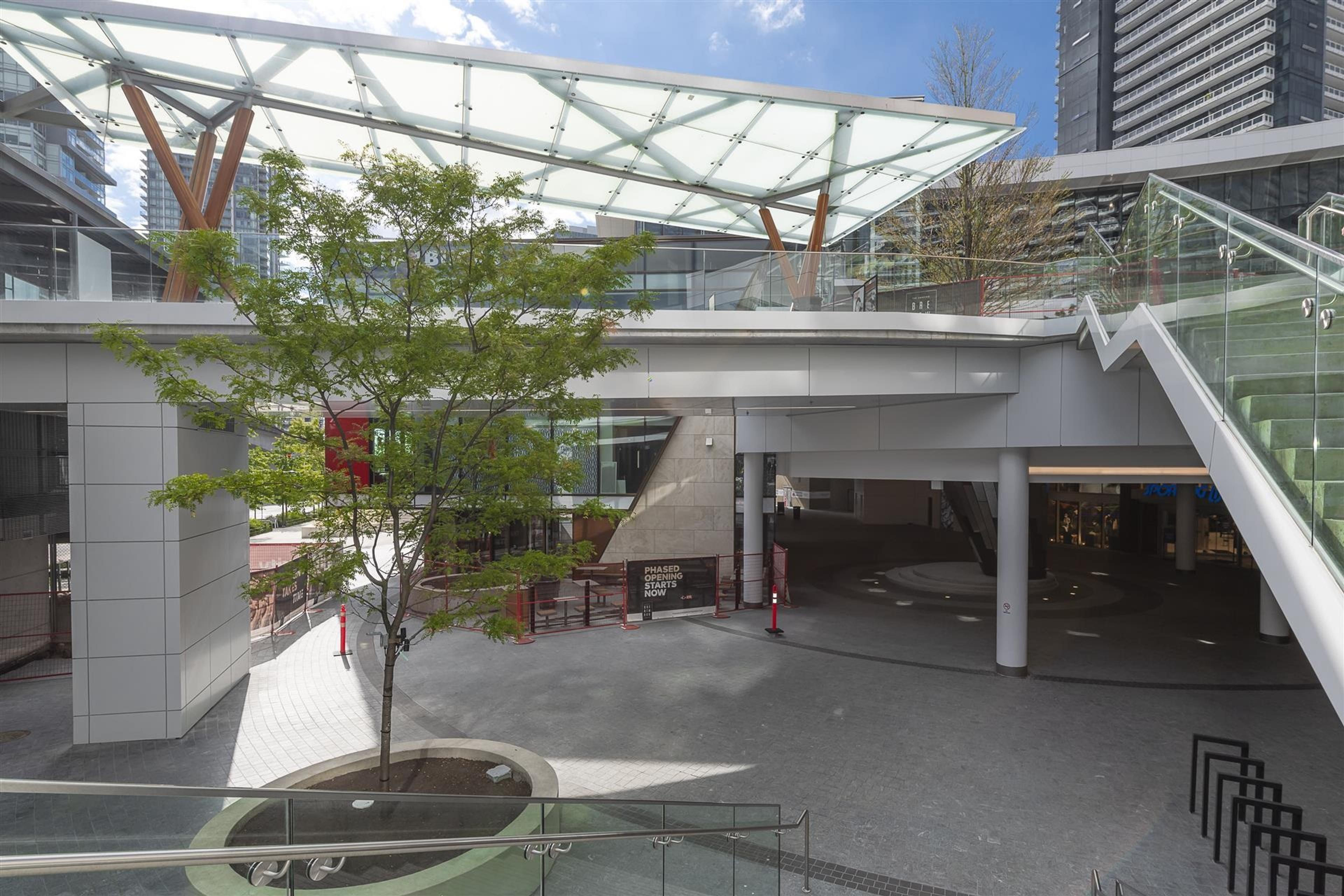 #34 5330 BROADWAY - Image 26