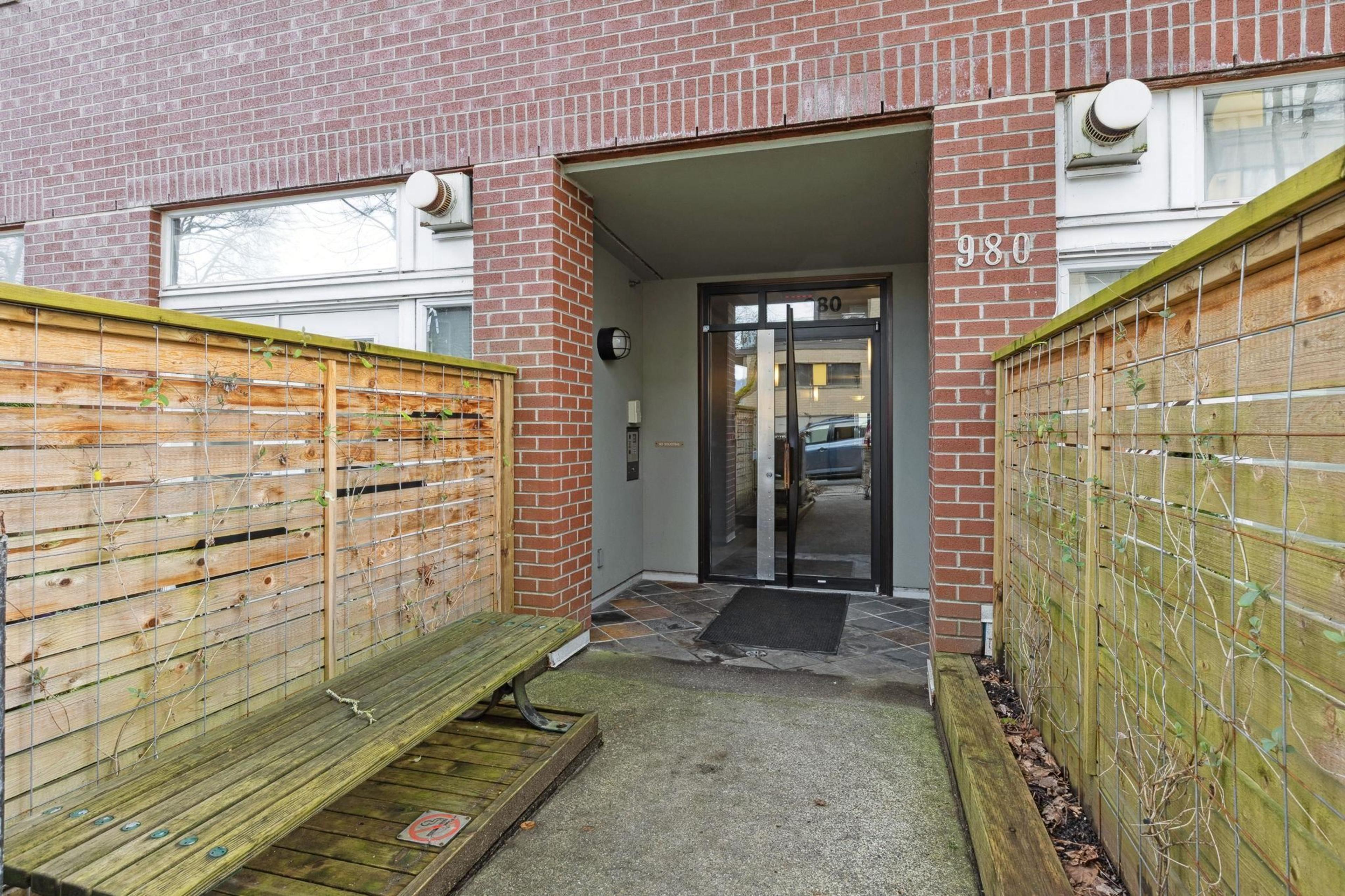 #307 980 W 22ND AVENUE - Image 25