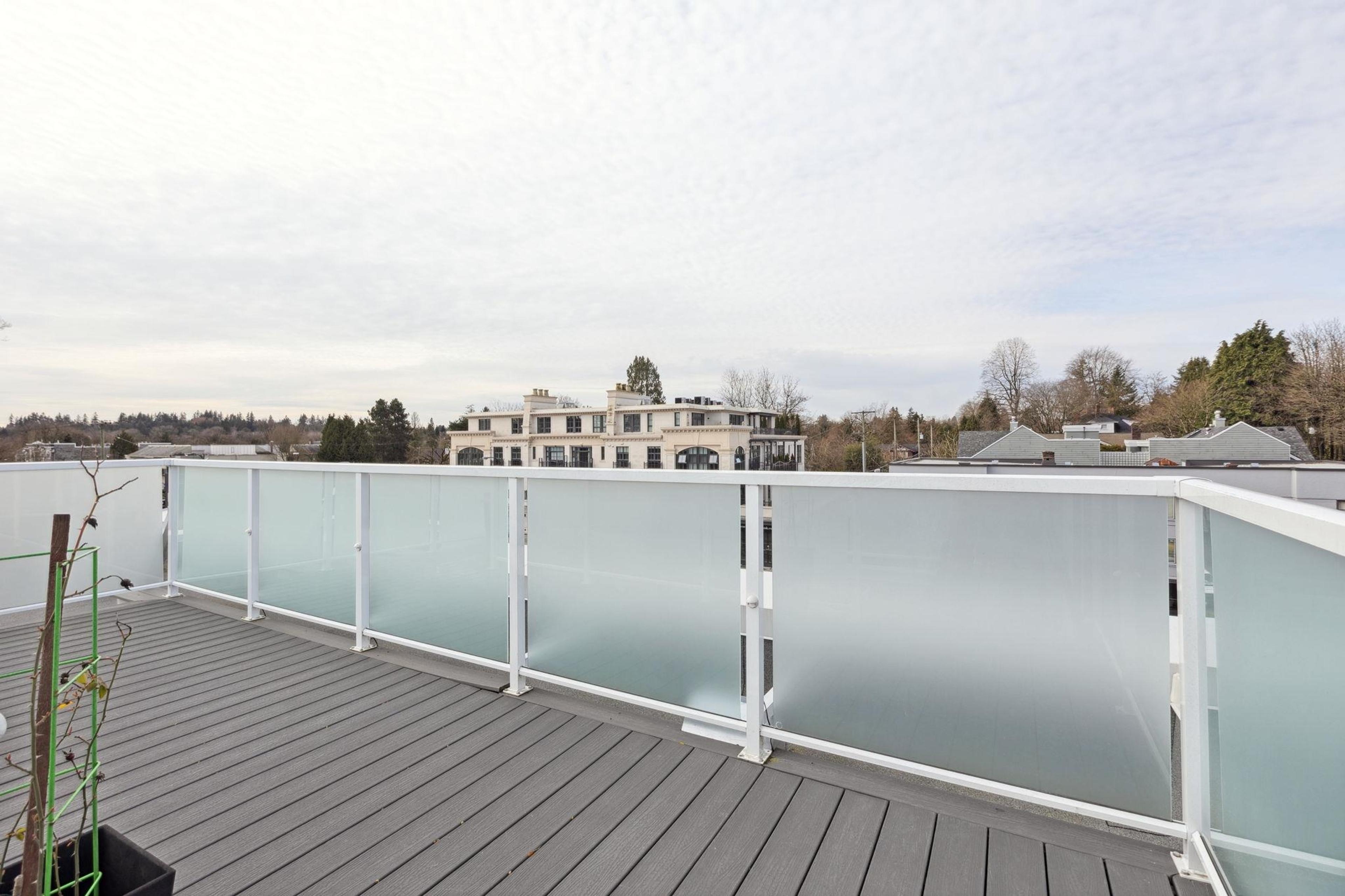 #307 980 W 22ND AVENUE - Image 17