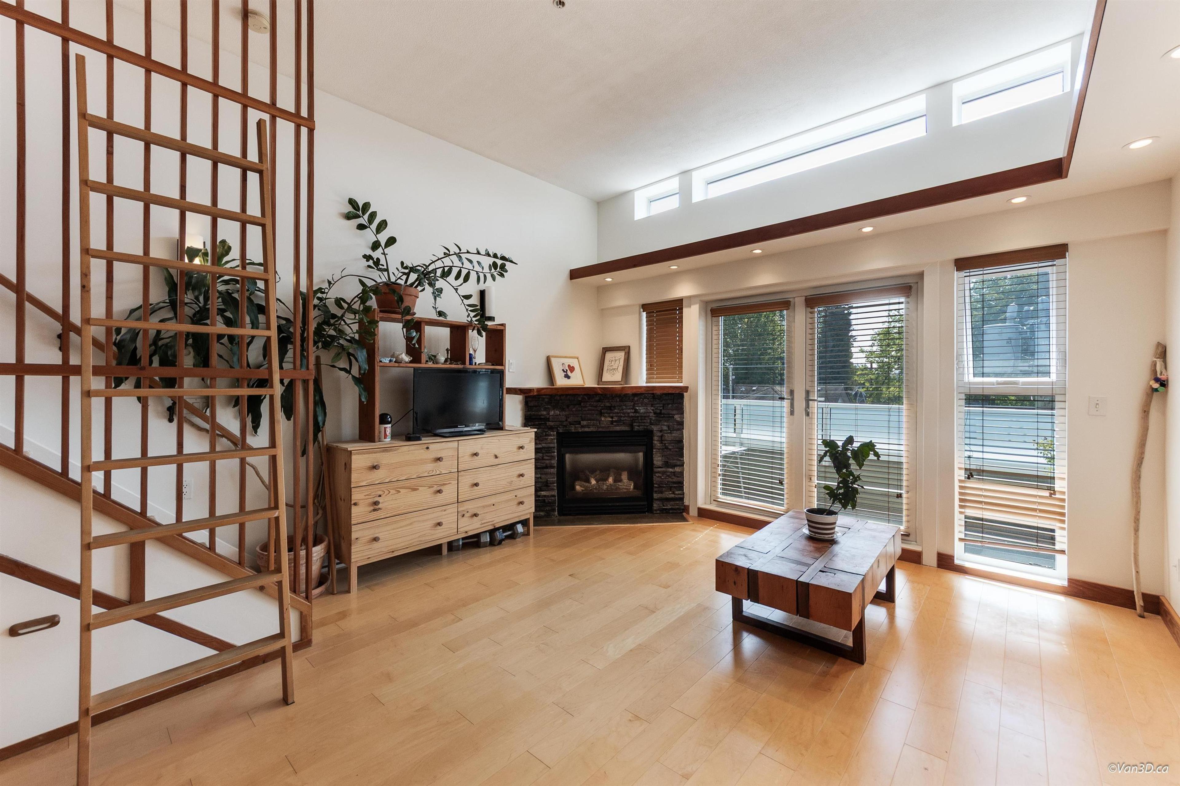 #307 980 W 22ND AVENUE - Image 4